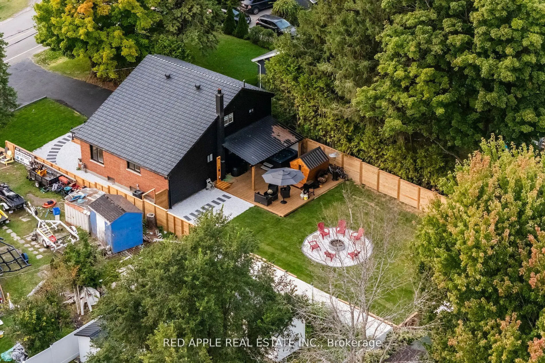 205 Hoyt Avenue