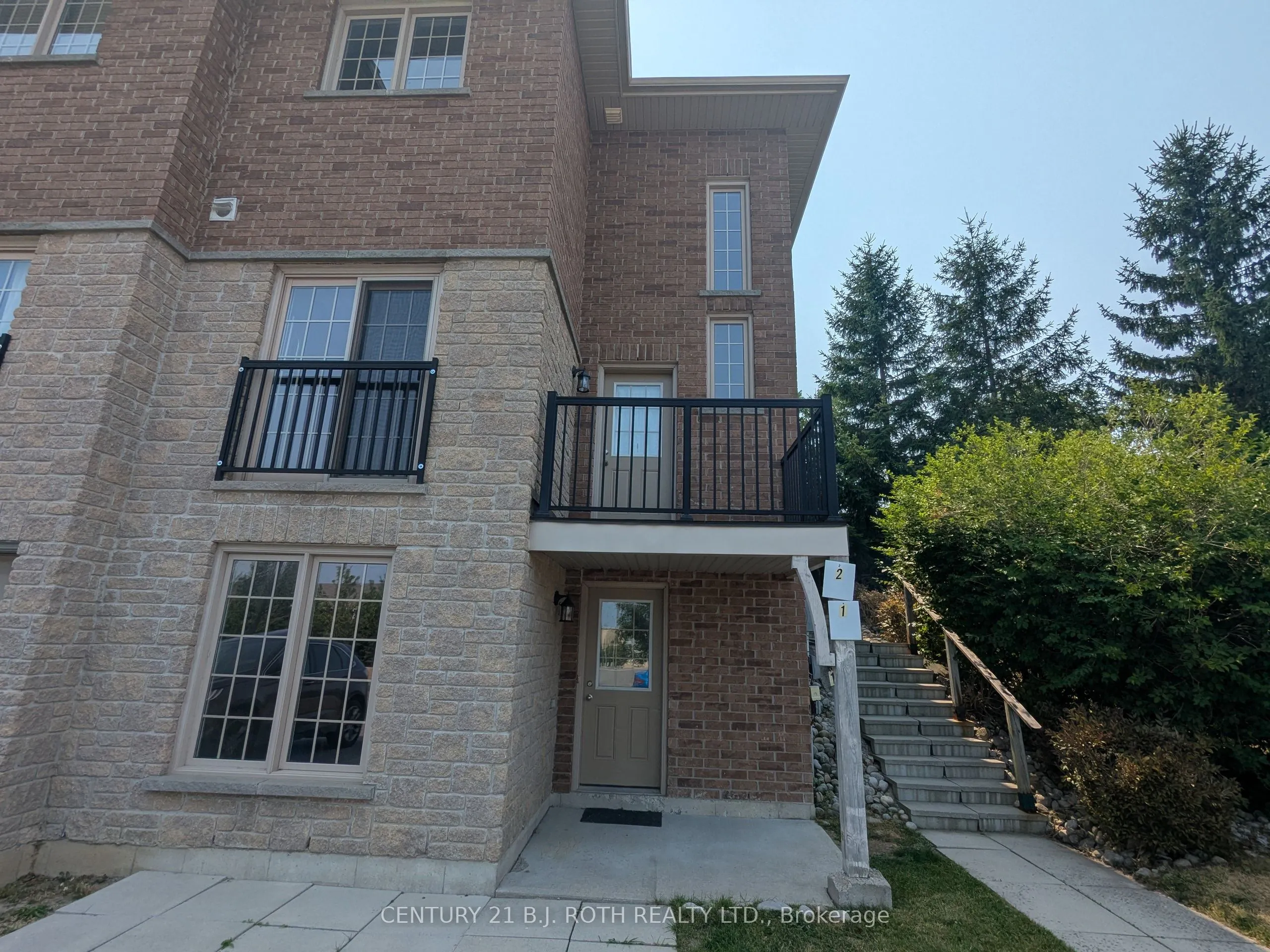 175 Stanley Street, #2