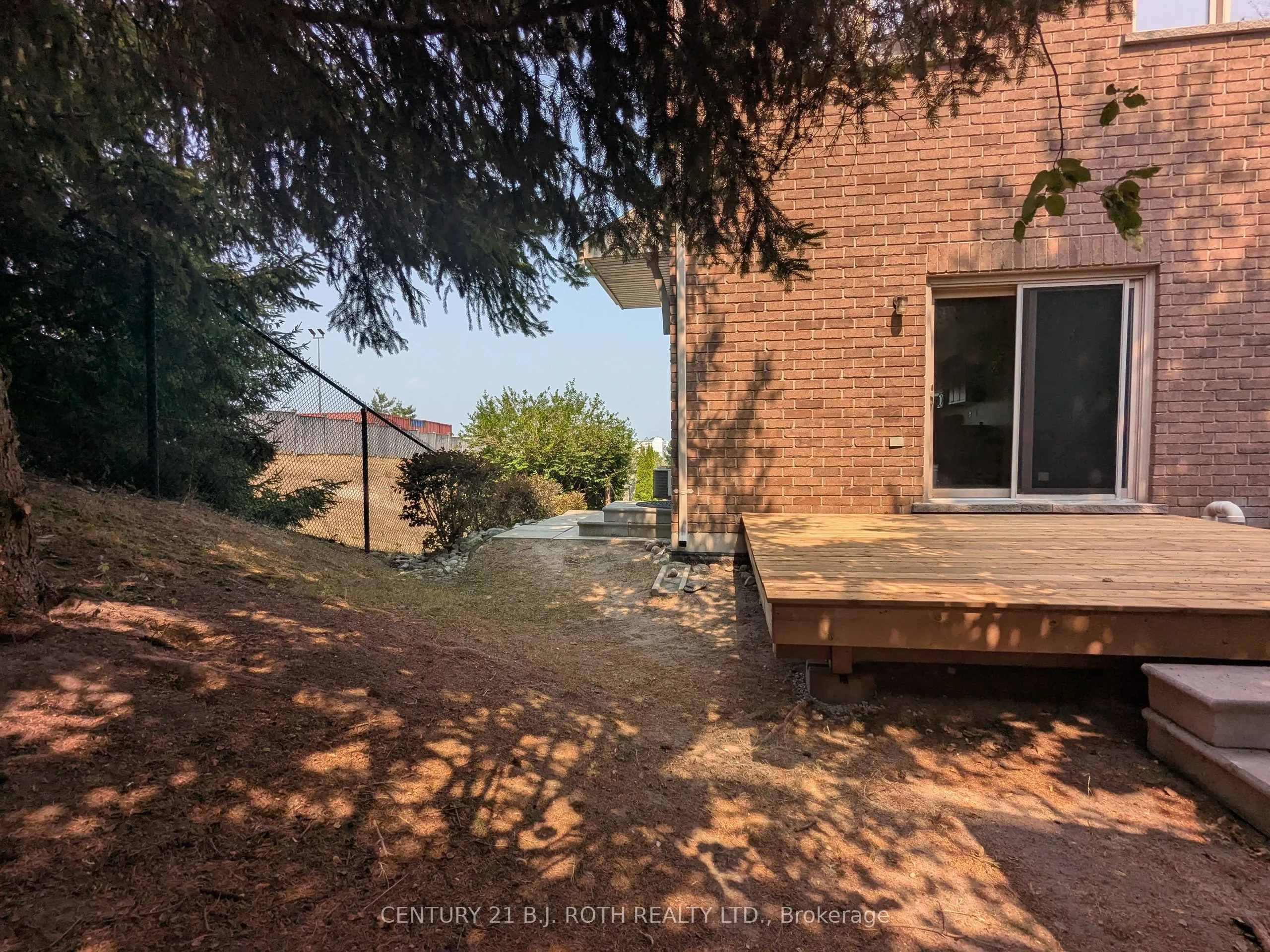 175 Stanley Street, #2