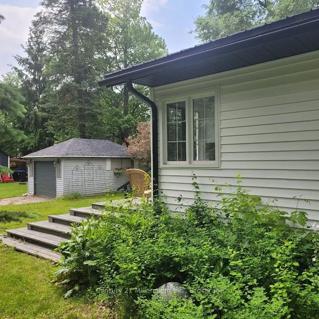 19 Hastings Avenue