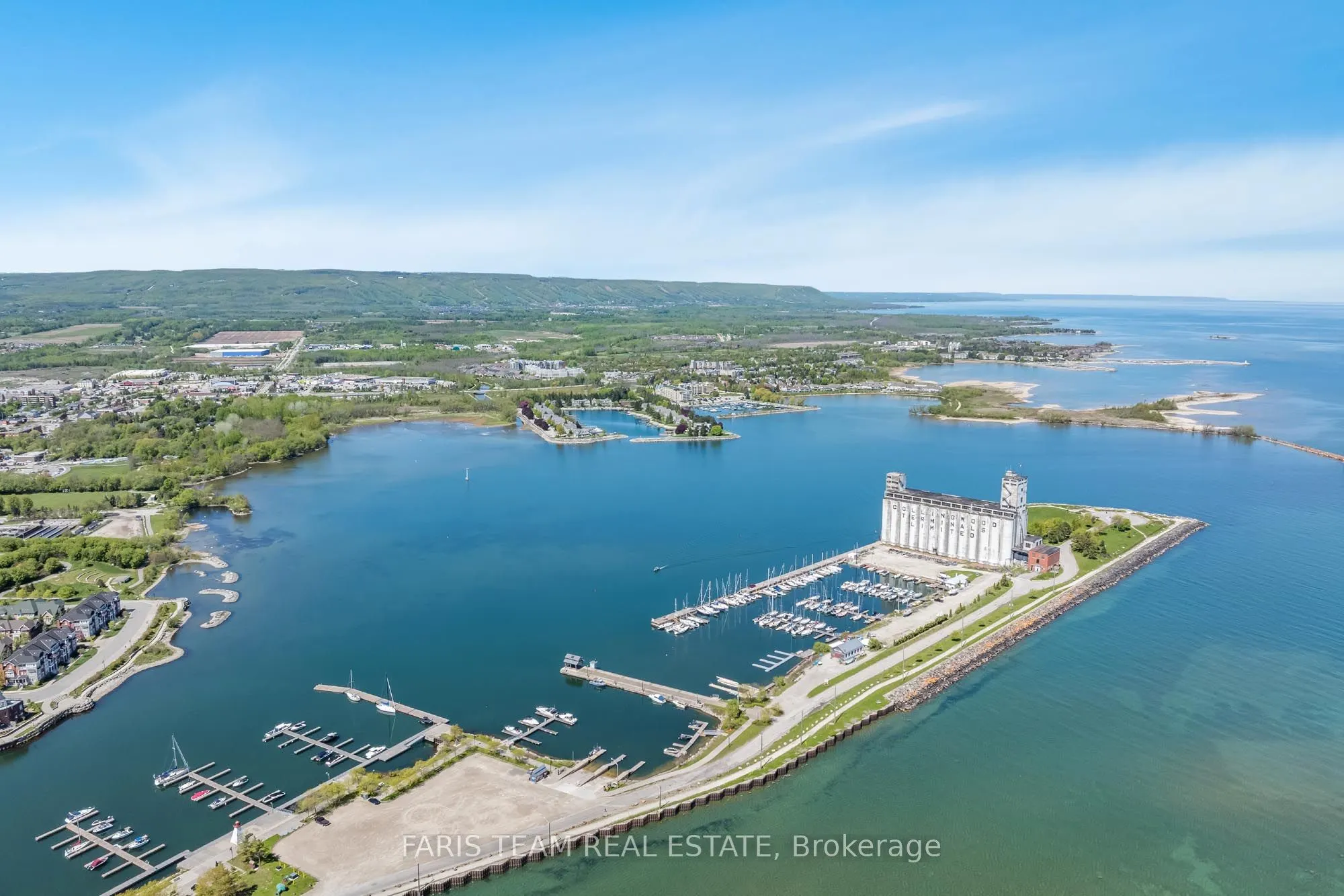 31 Huron Street #609