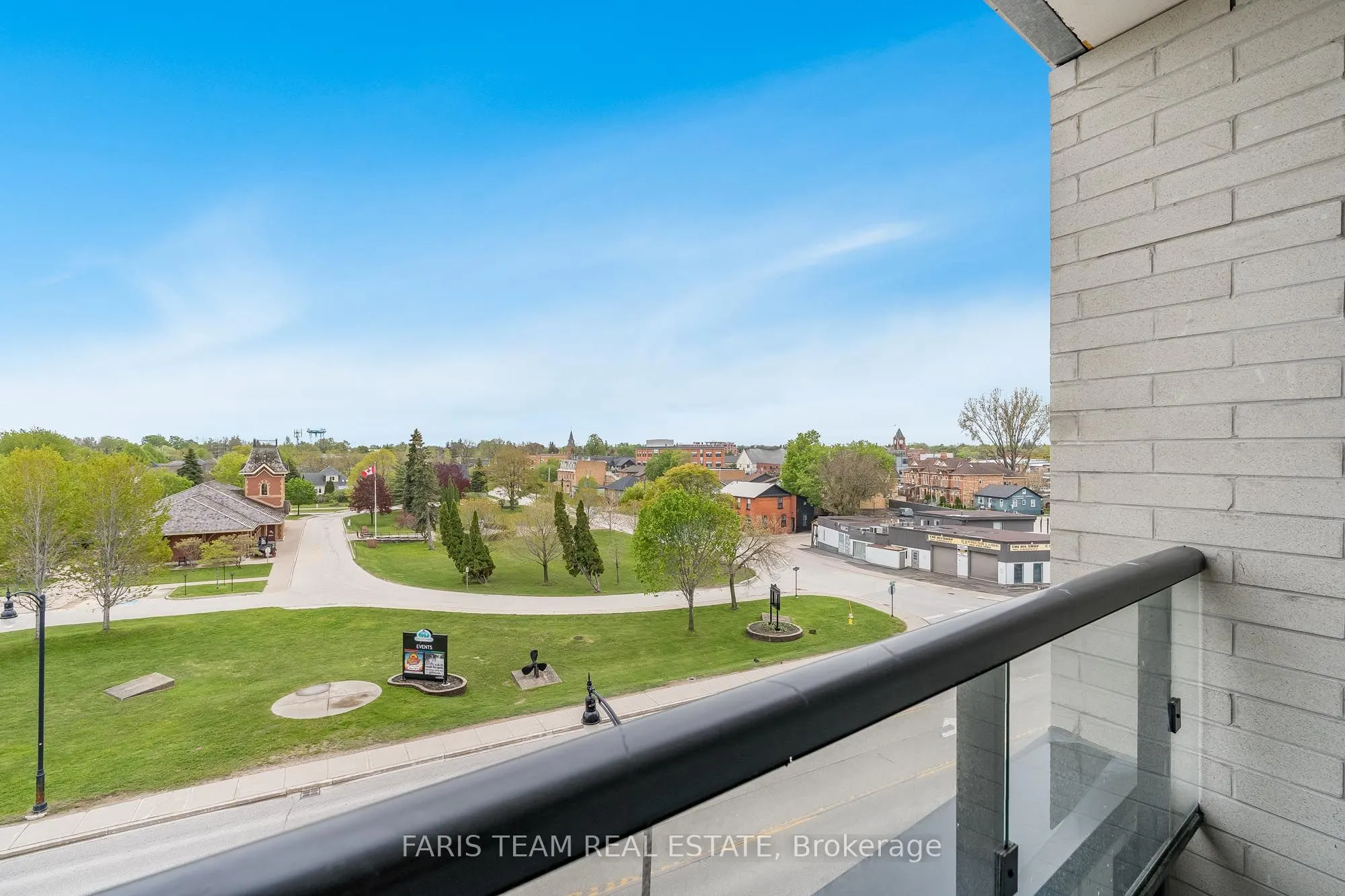 31 Huron Street #412