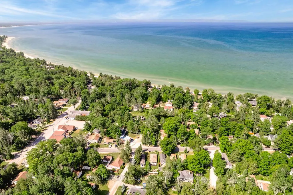 1981 TINY BEACHES Road S