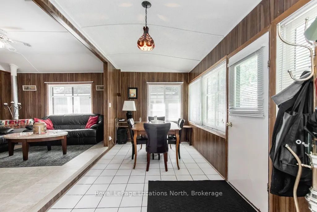 1981 TINY BEACHES Road S