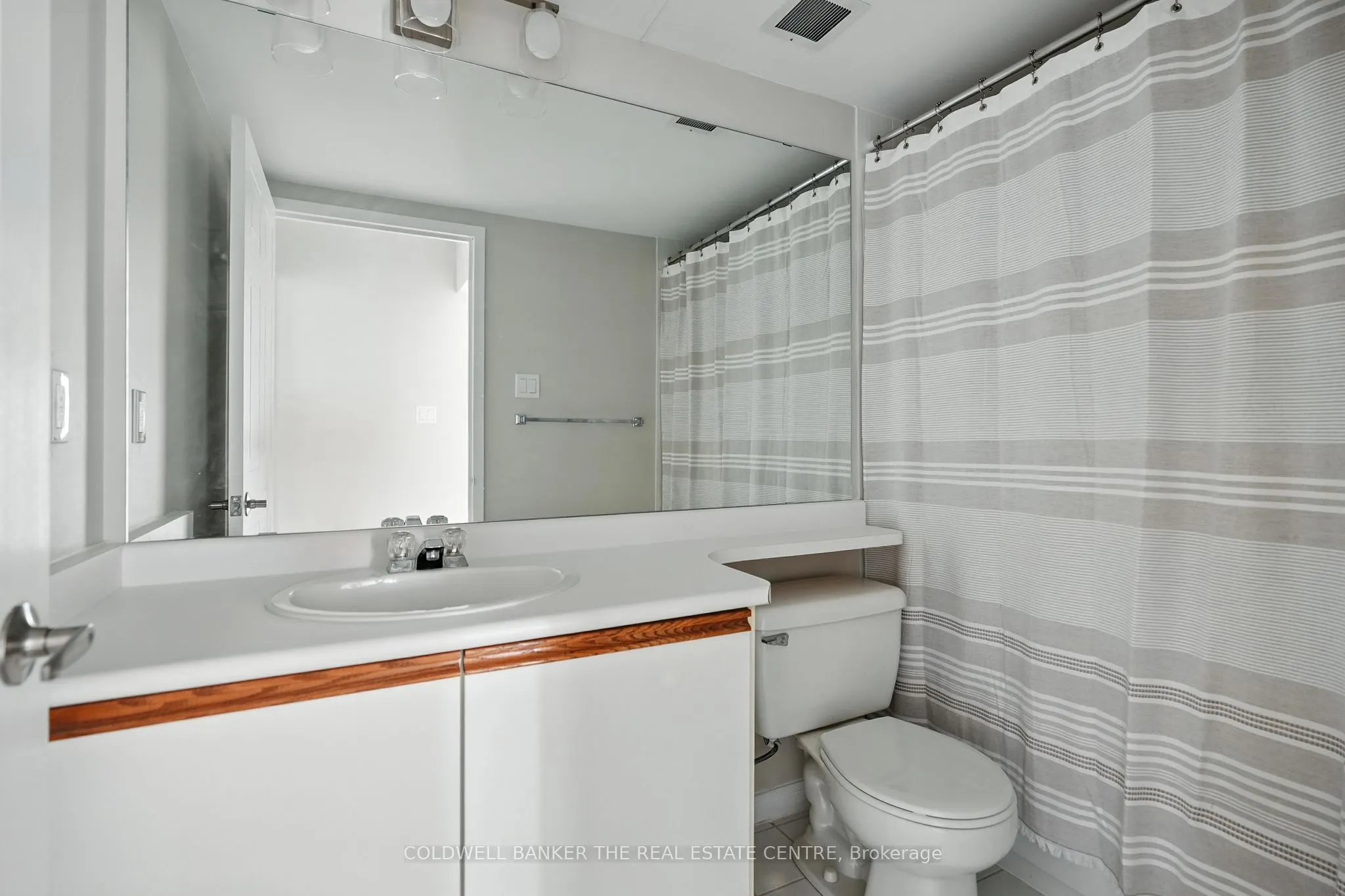 65 Ellen Street #1104
