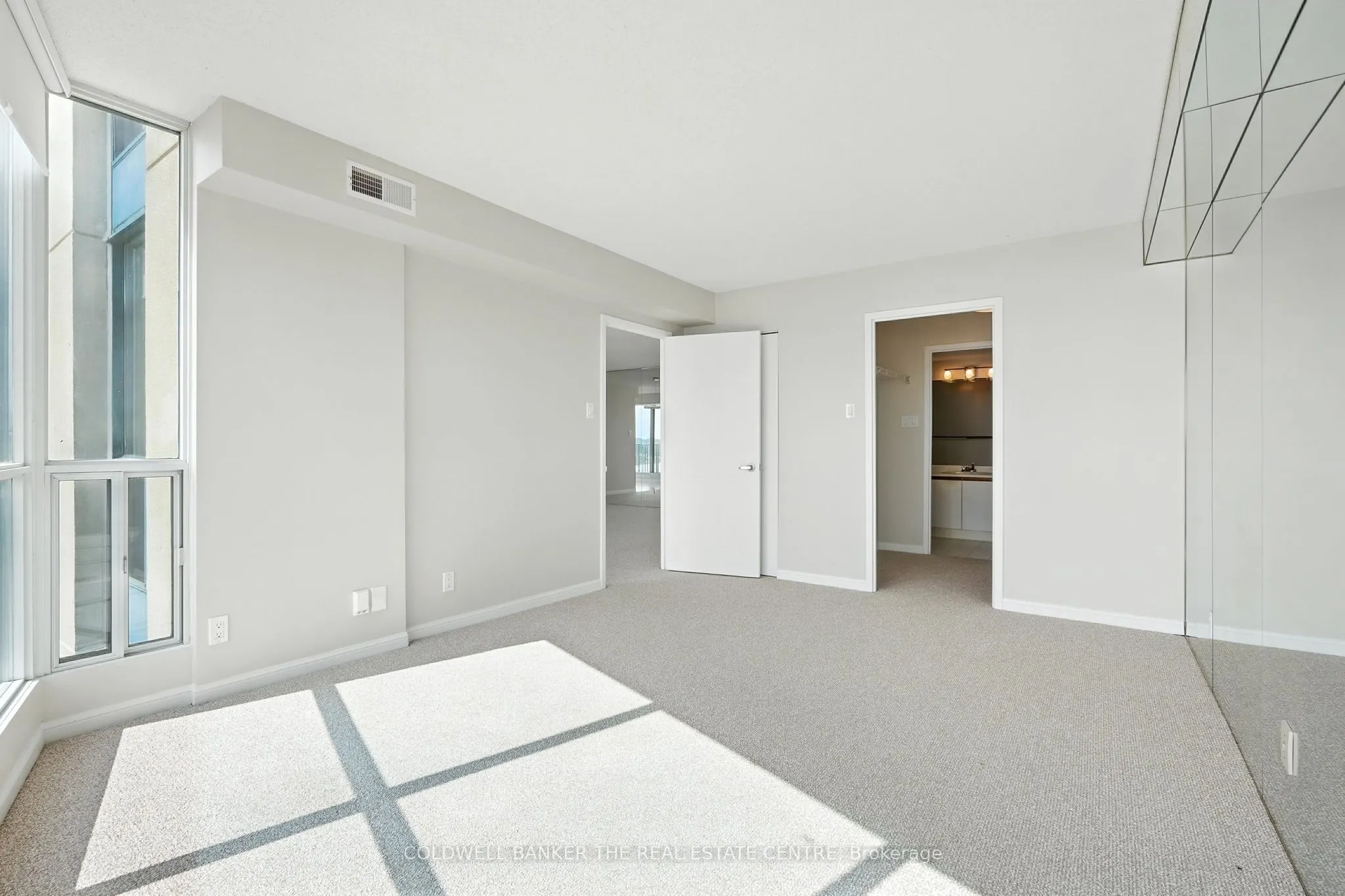 65 Ellen Street #1104