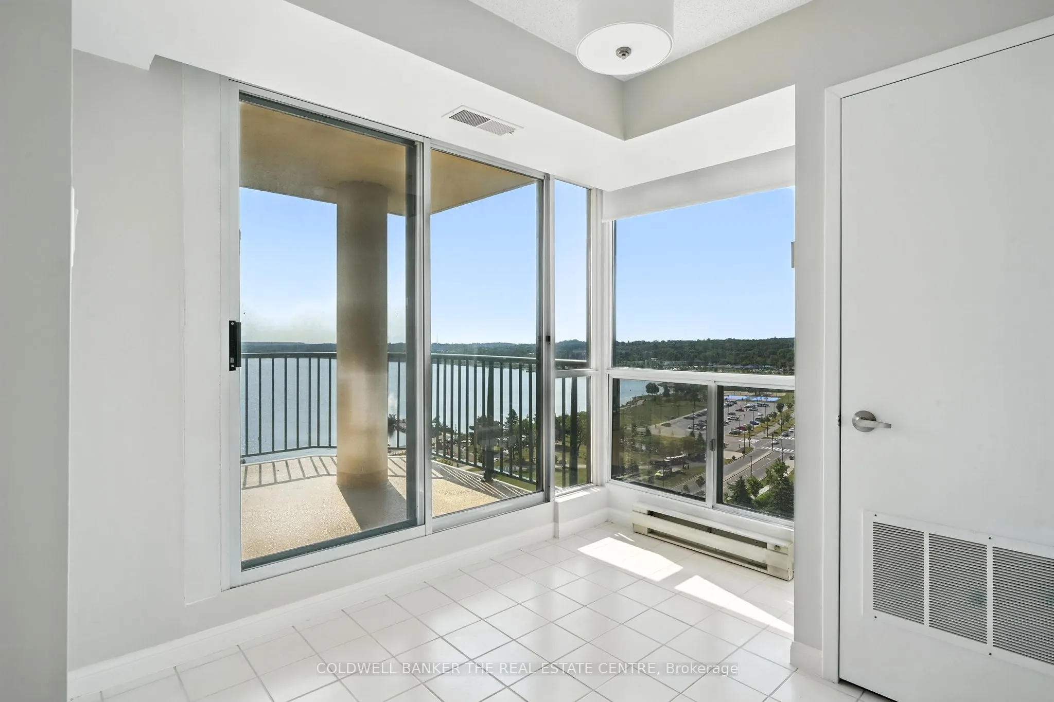 65 Ellen Street #1104