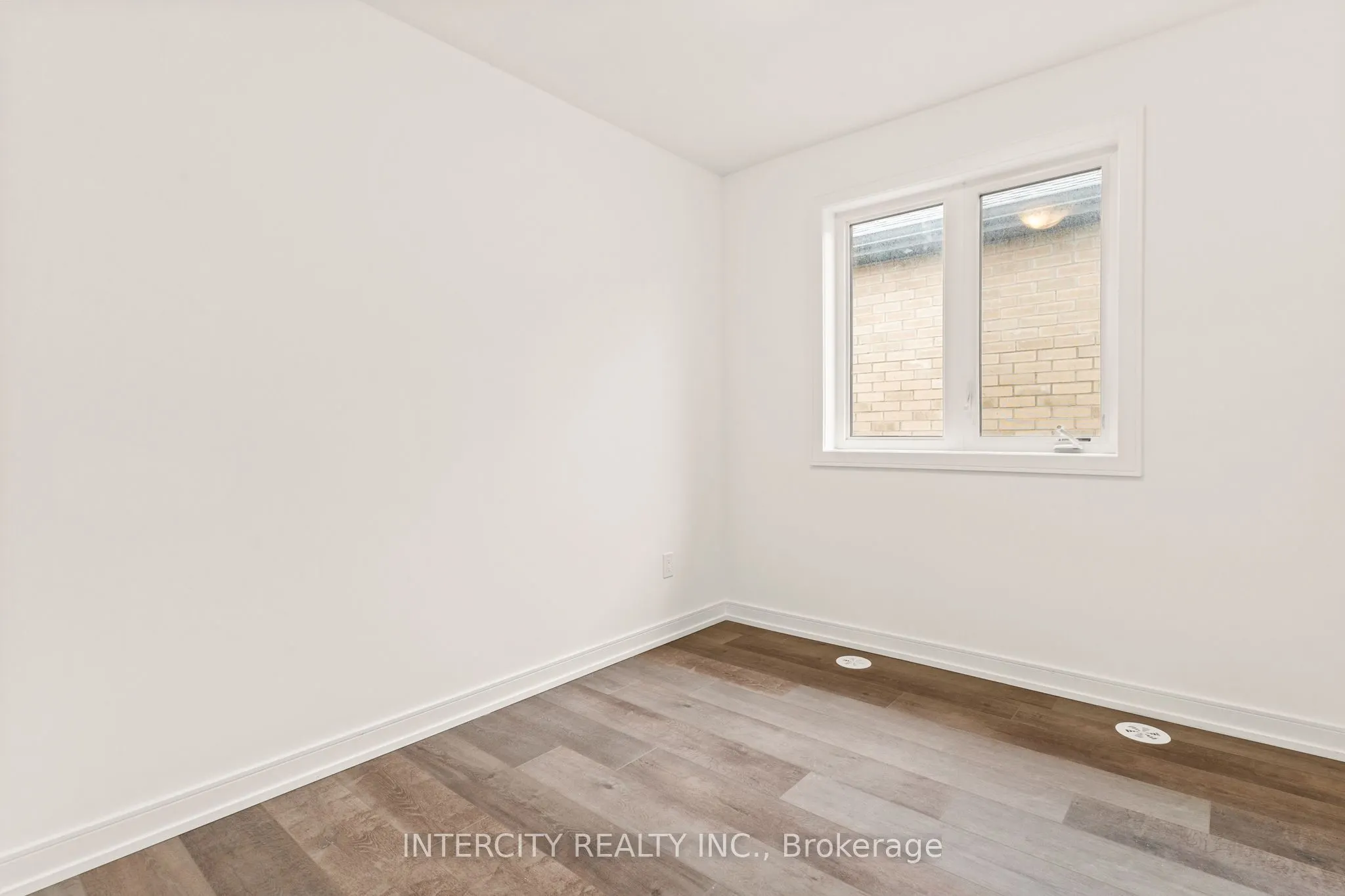 14 Blue Forest Crescent