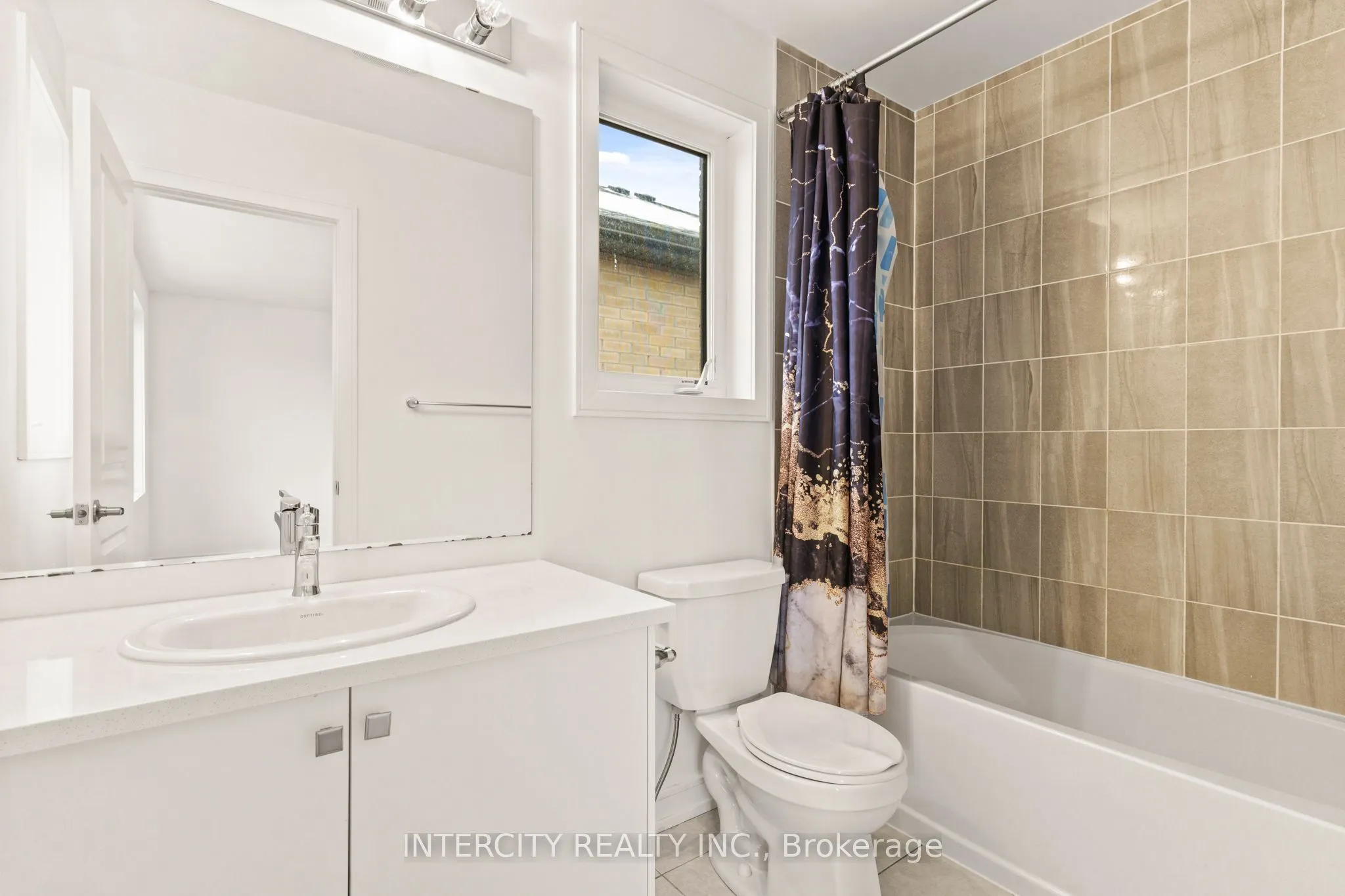 14 Blue Forest Crescent