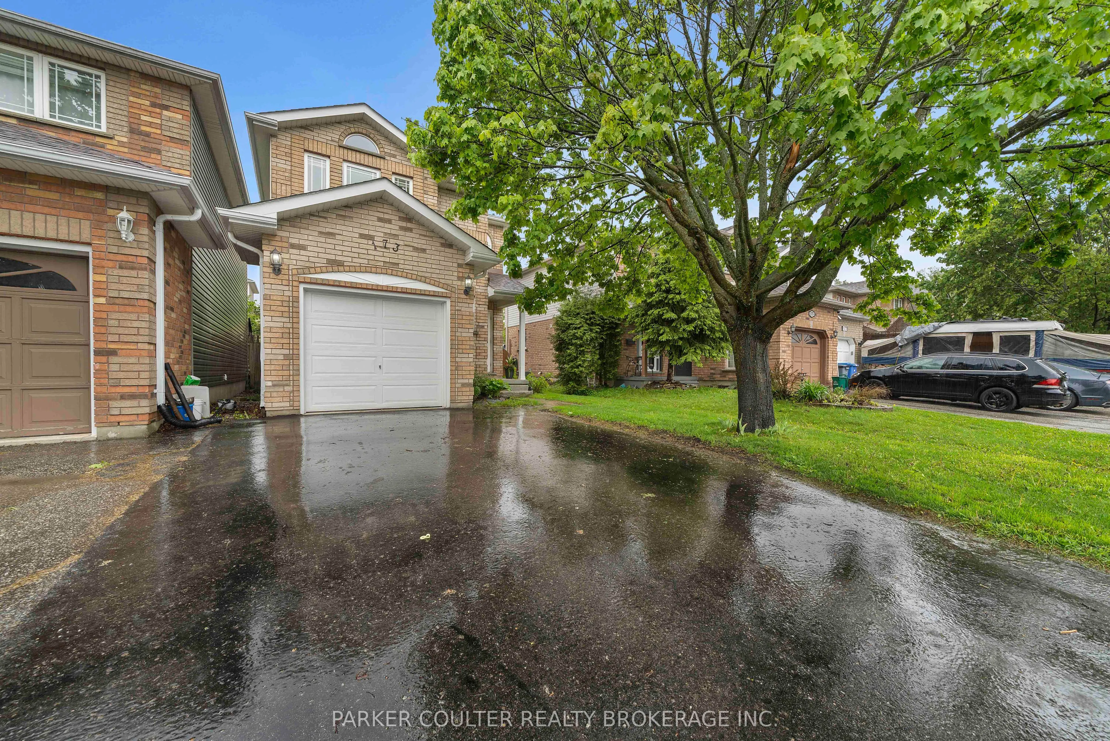 173 Julia Crescent