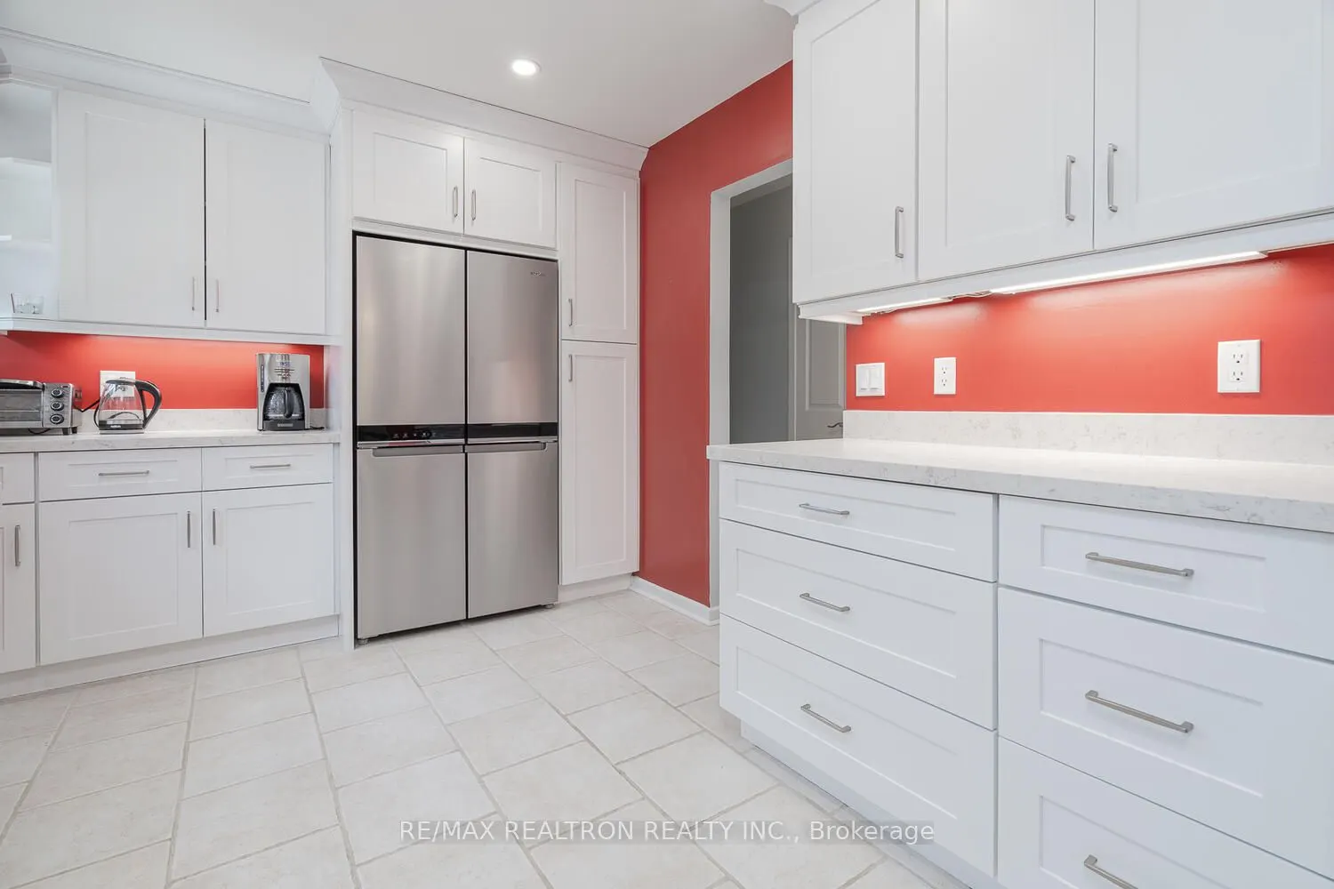142 Cundles Road E