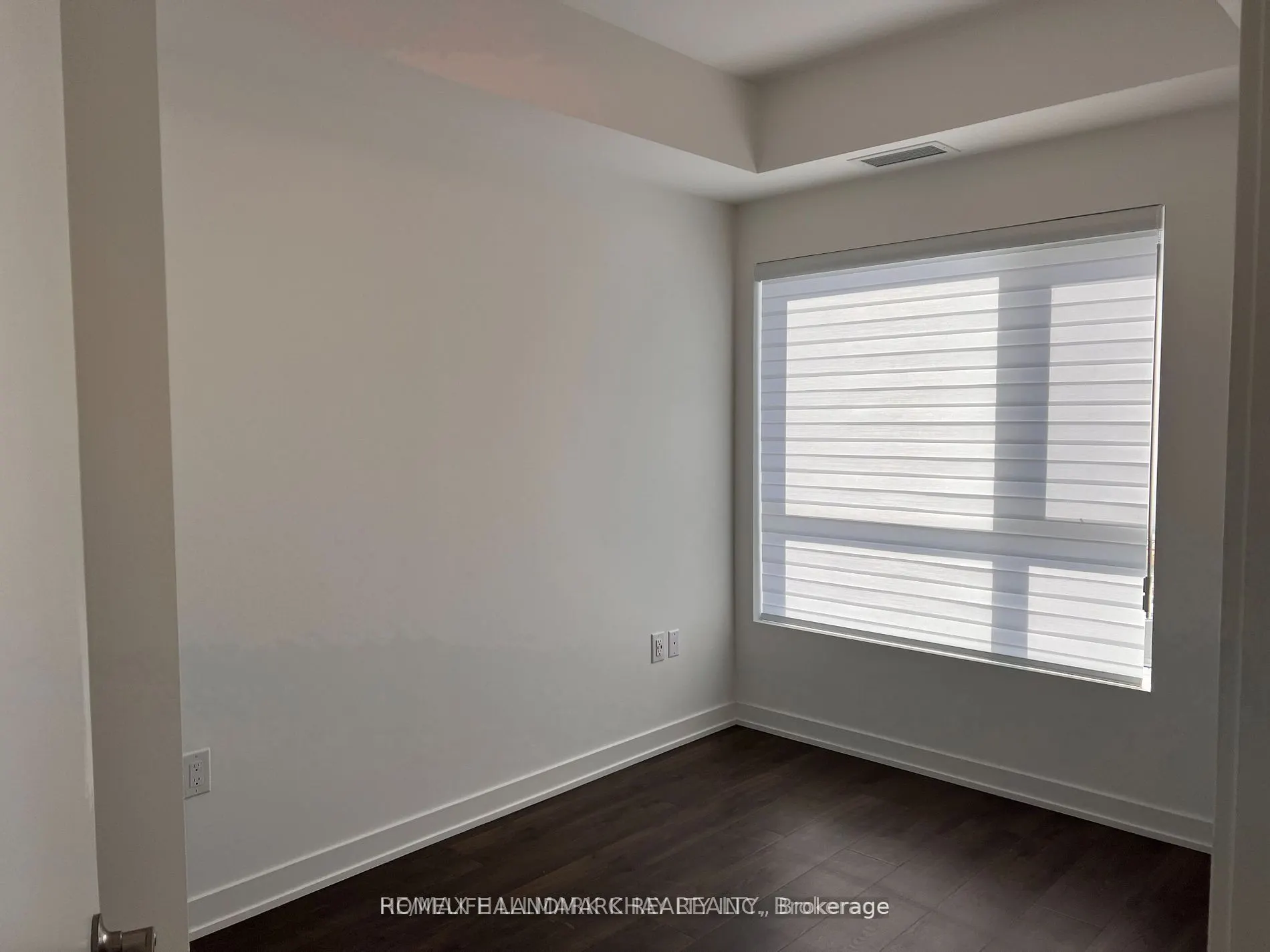 56 Lakeside Terrace, #202