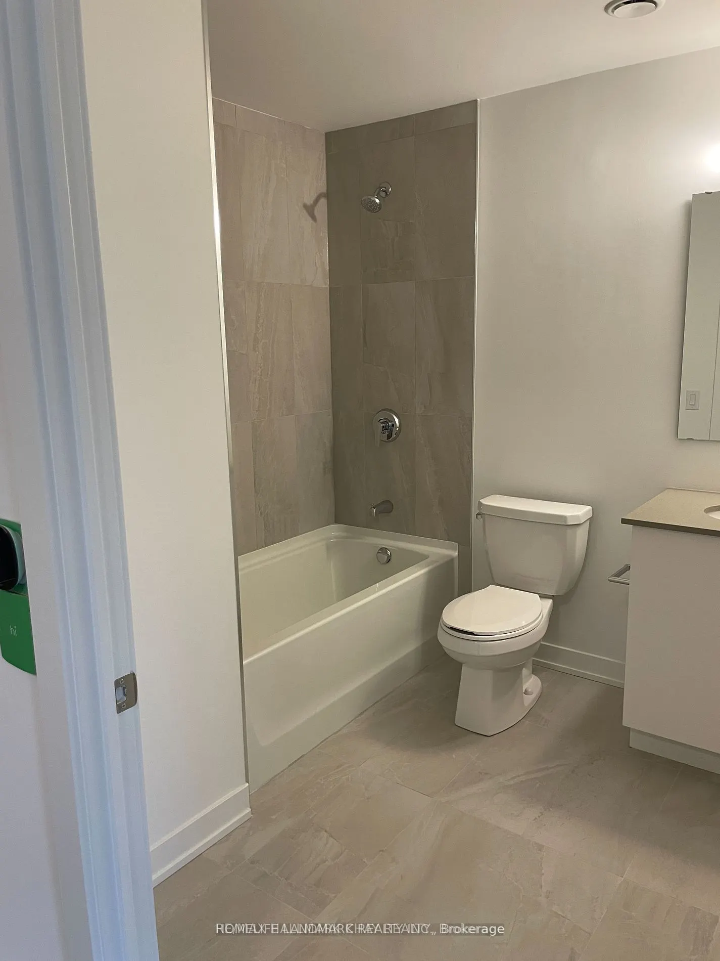 56 Lakeside Terrace, #202