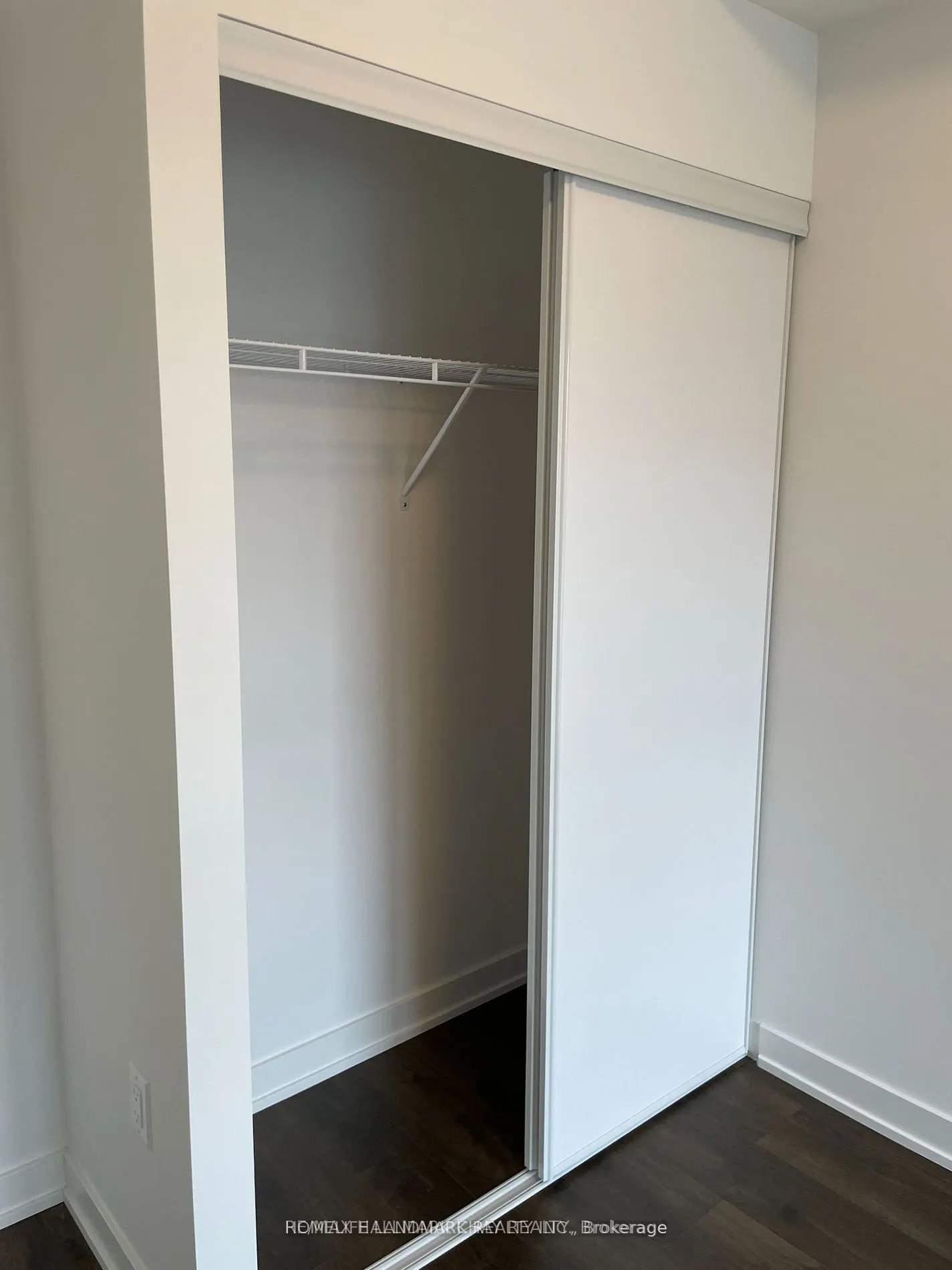 56 Lakeside Terrace, #202