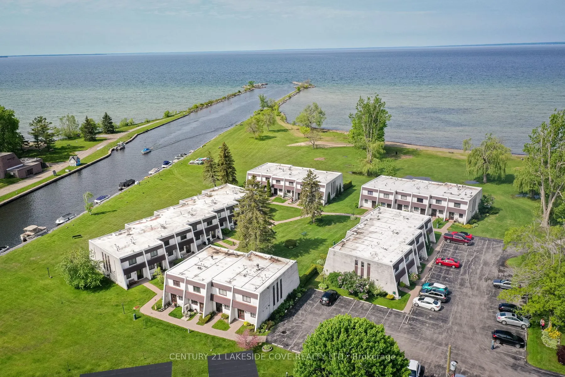 1 Paradise Boulevard #Unit 14