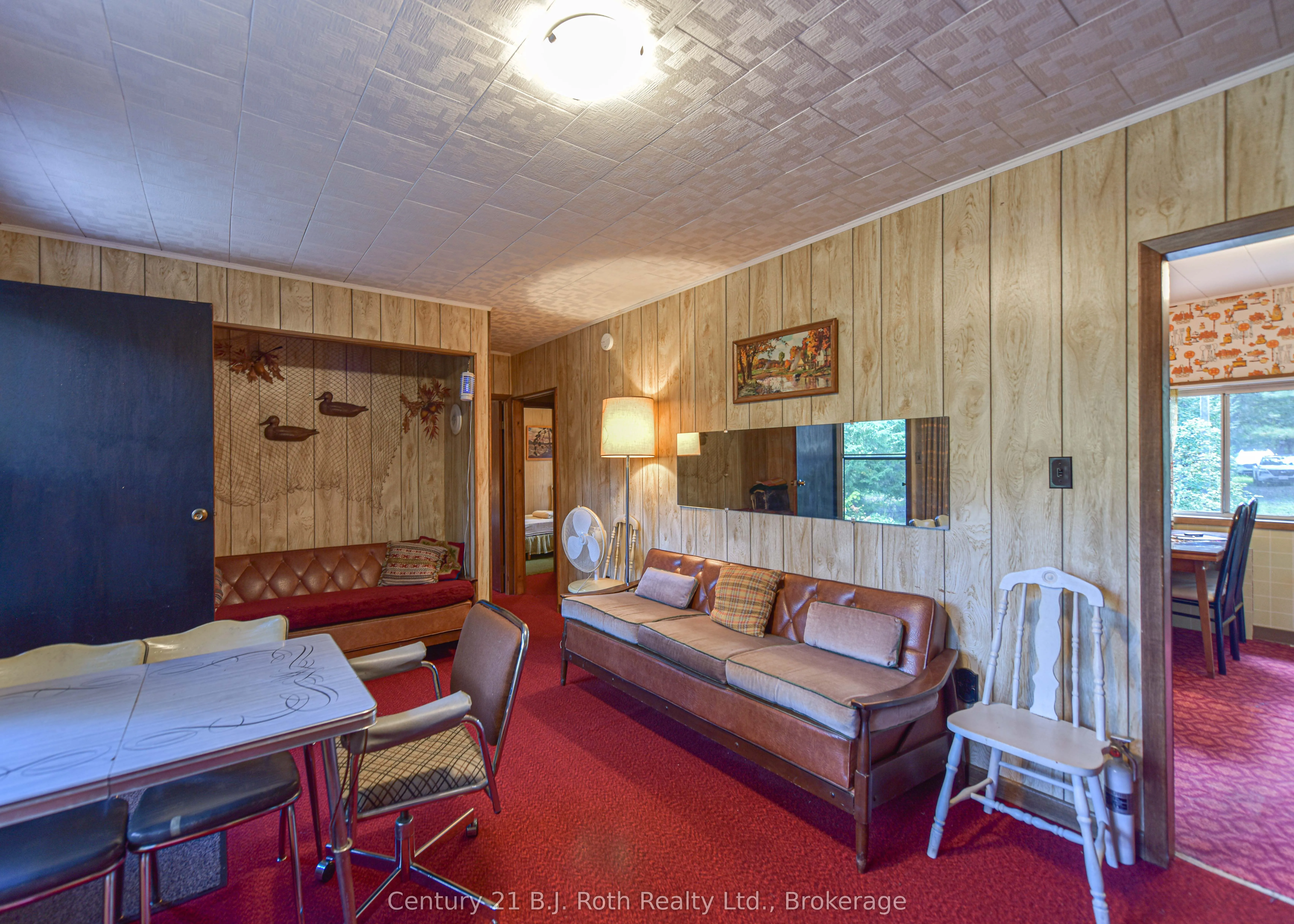 6571 Pioneer Village Lane