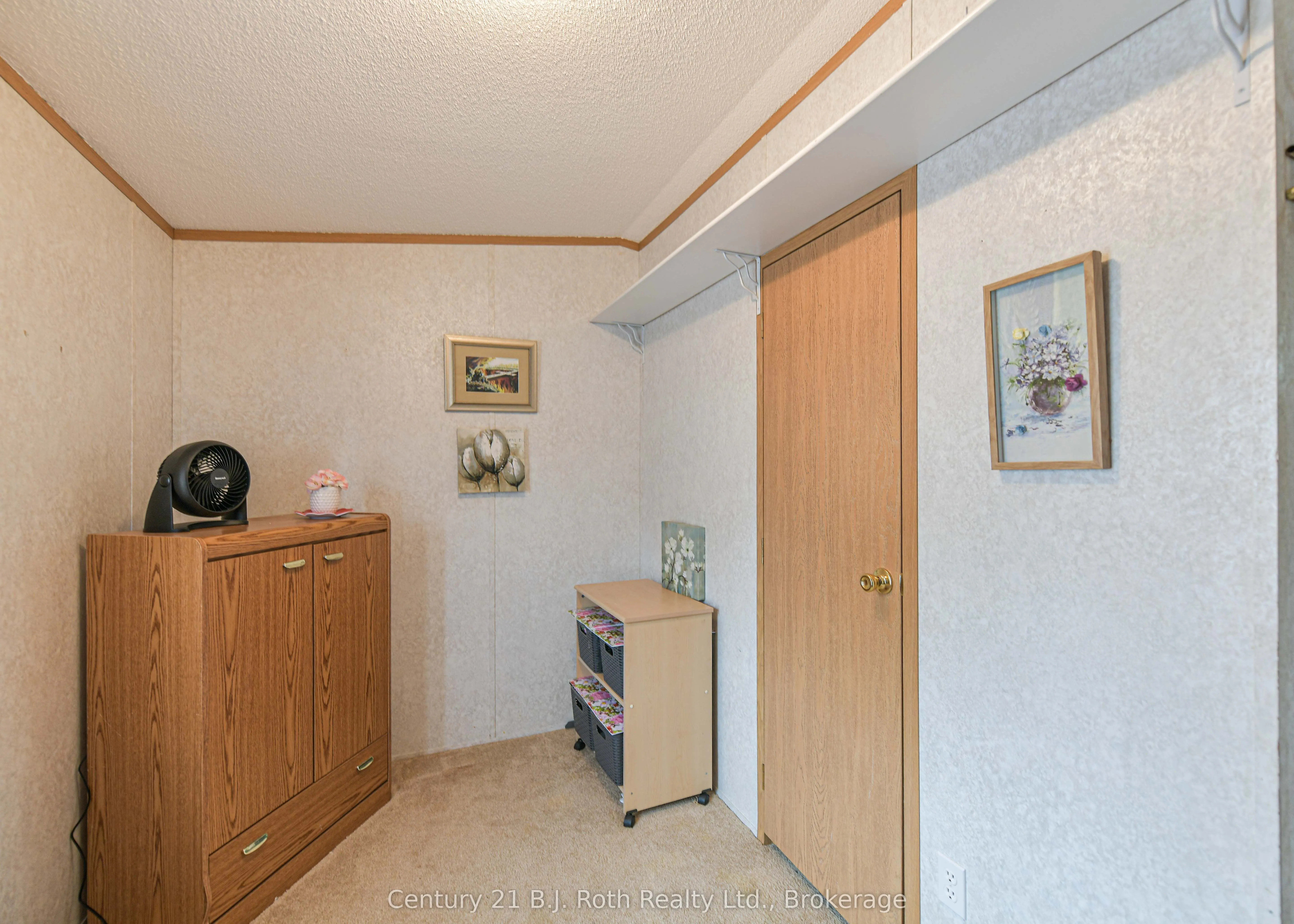 4105 Spruce Road