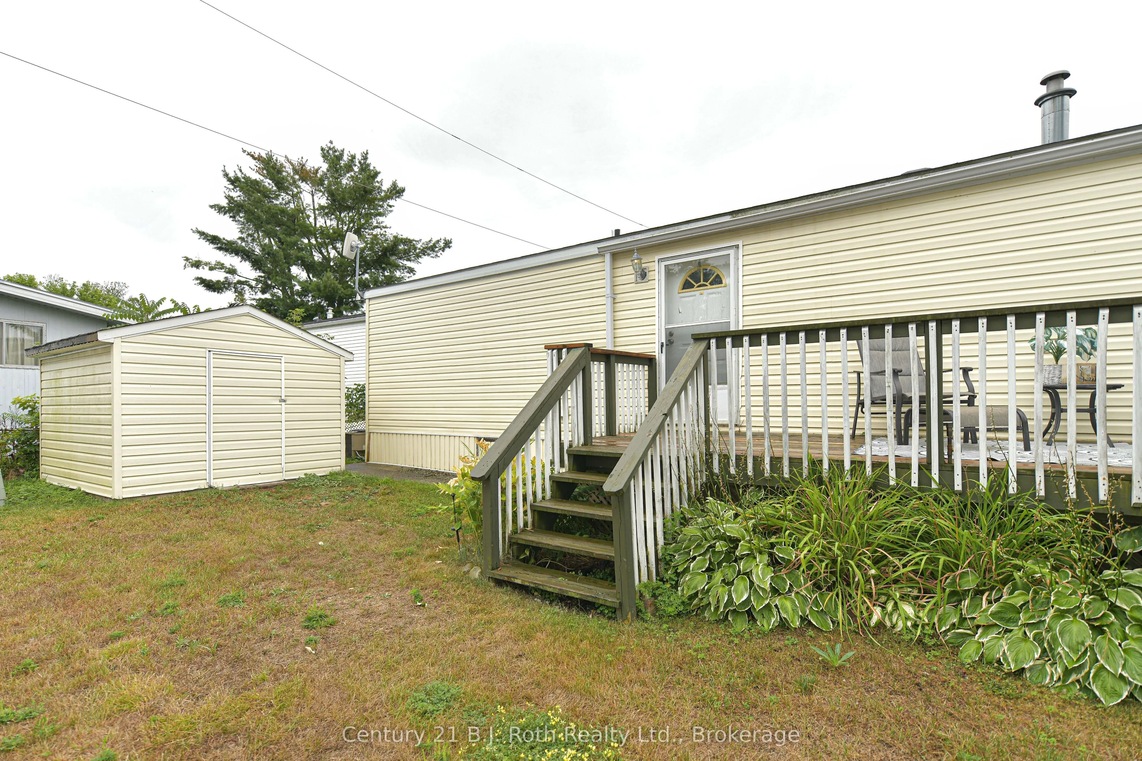 4105 Spruce Road