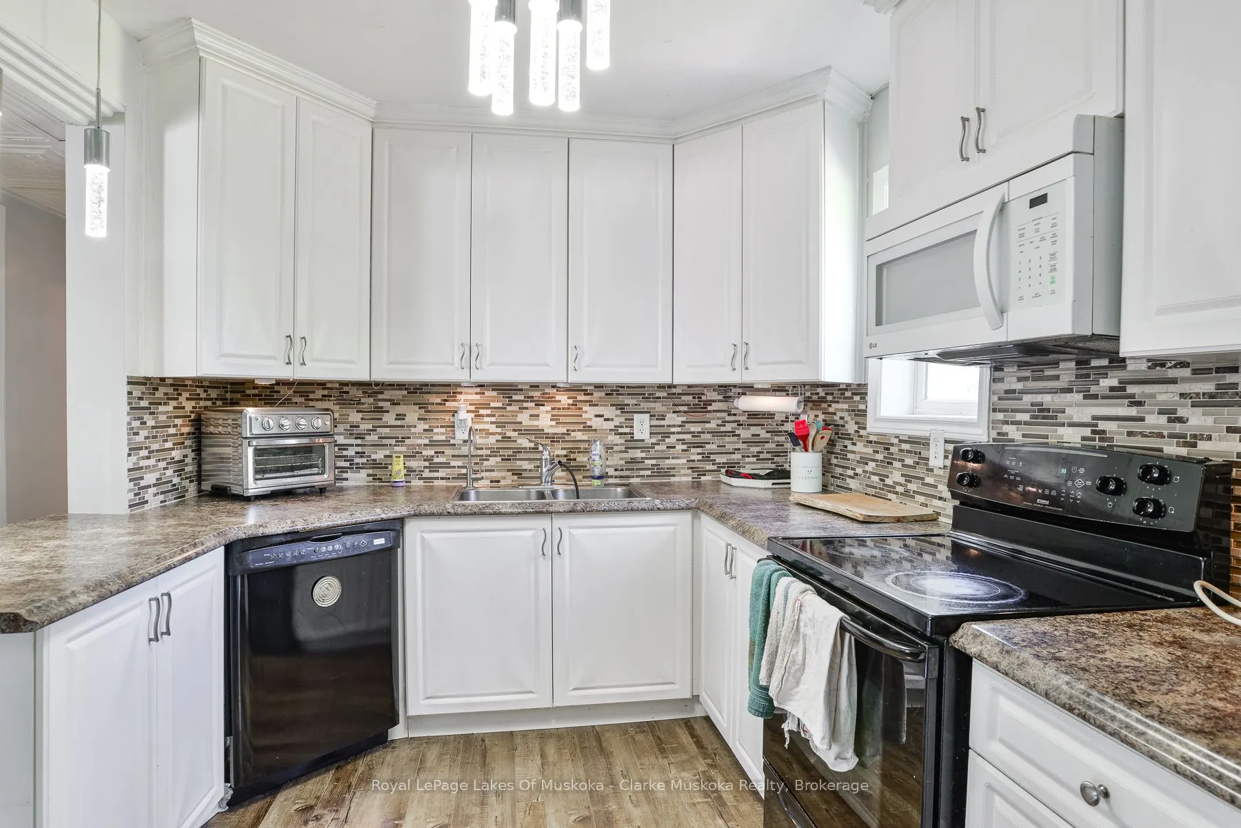 1628 TRADER COWAN Road