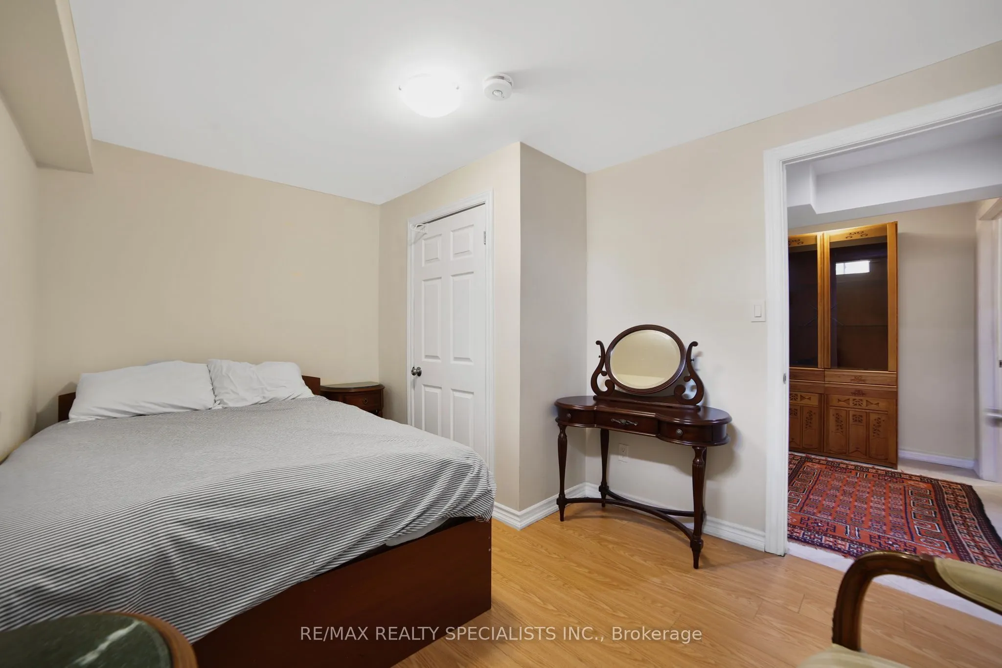 61 Riverwalk Place
