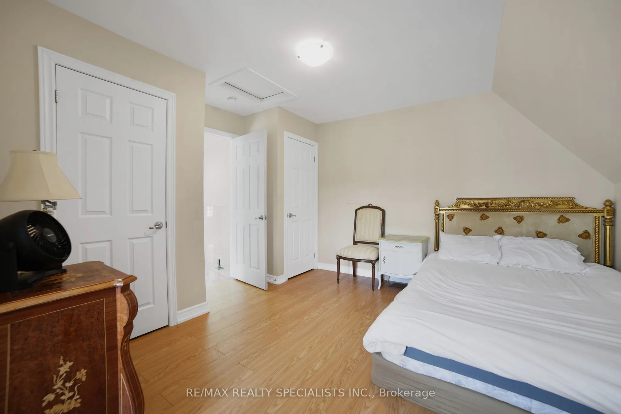 61 Riverwalk Place