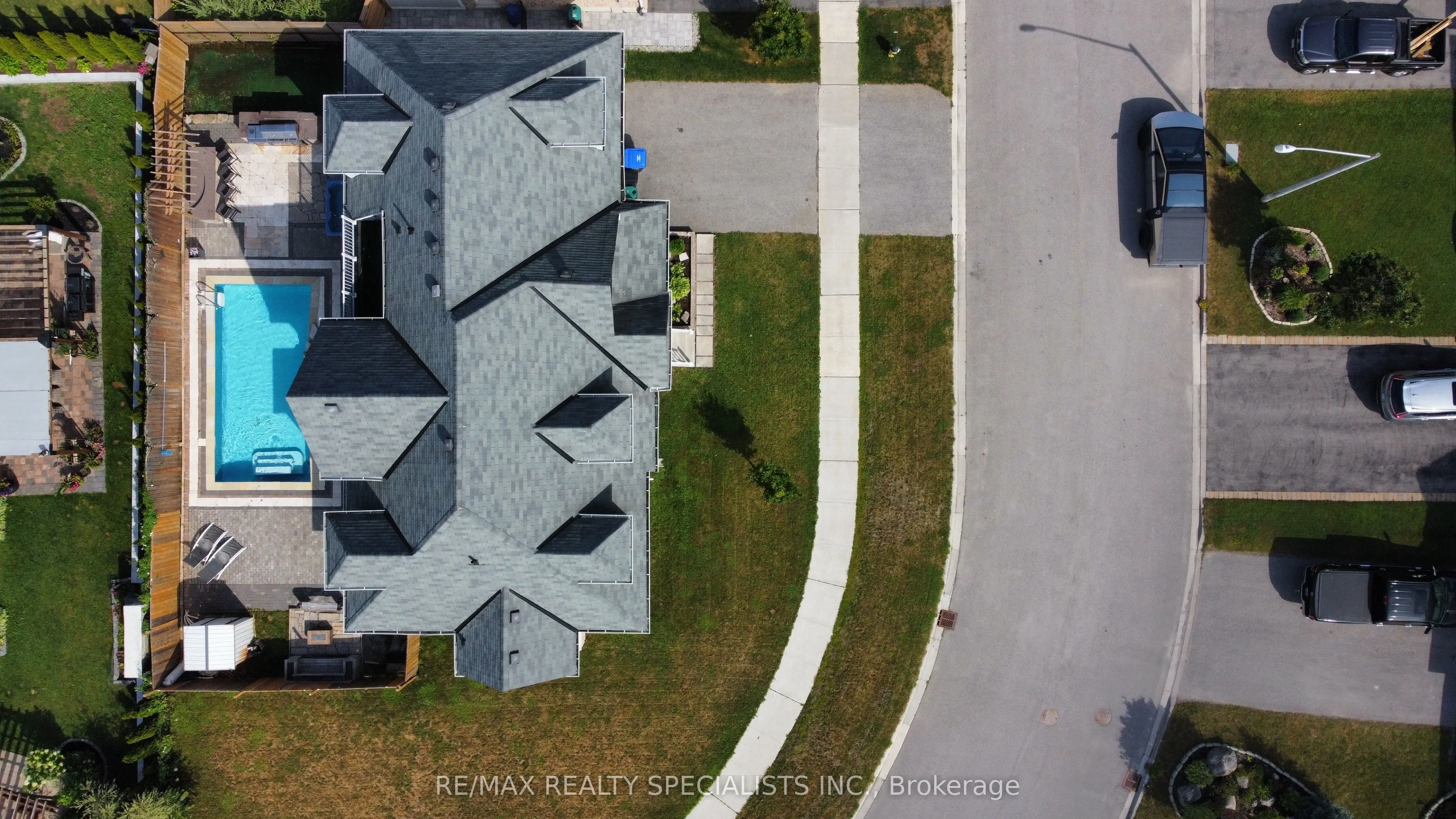 61 Riverwalk Place
