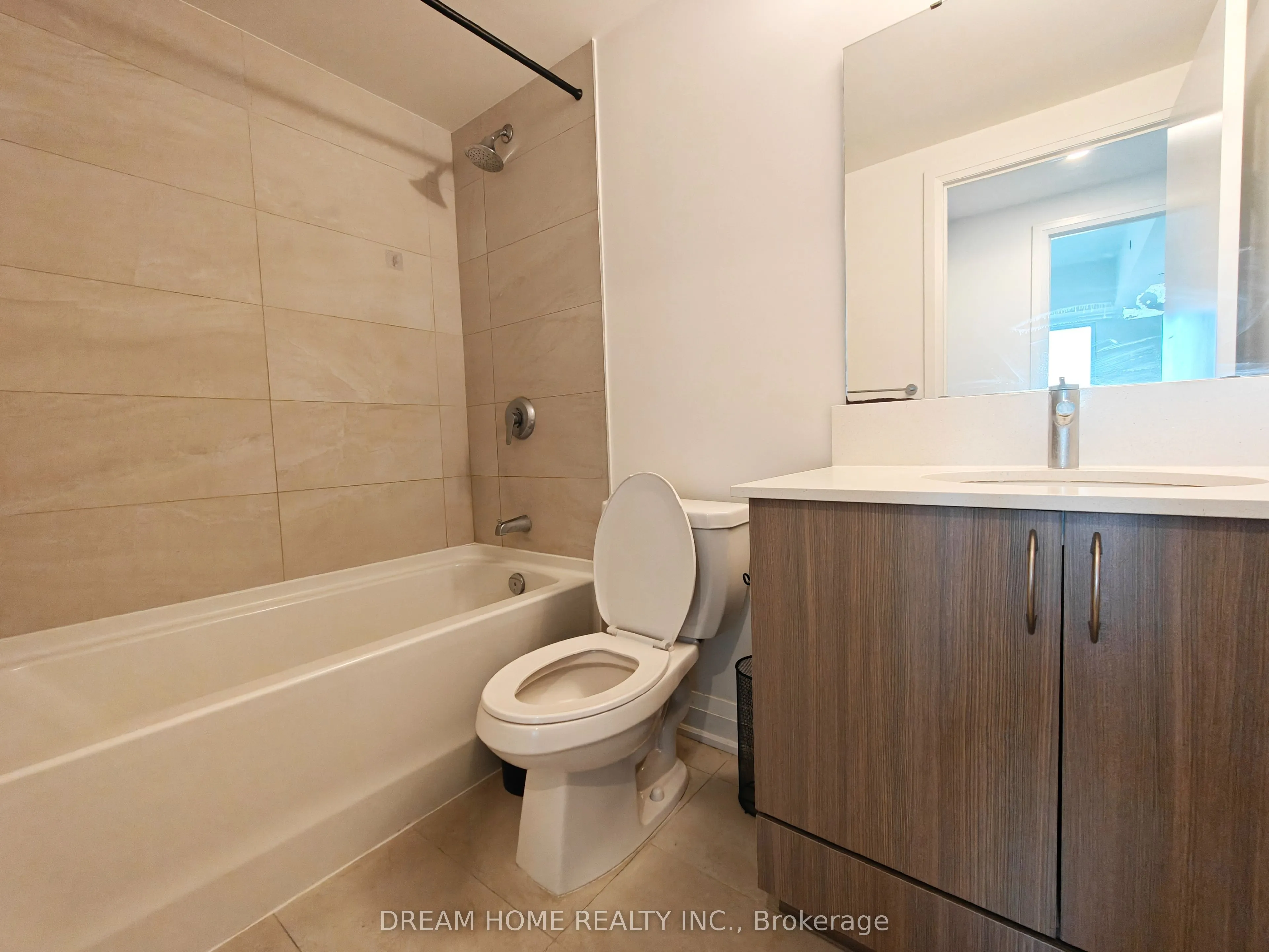 58 Lakeside Terrace, #1008