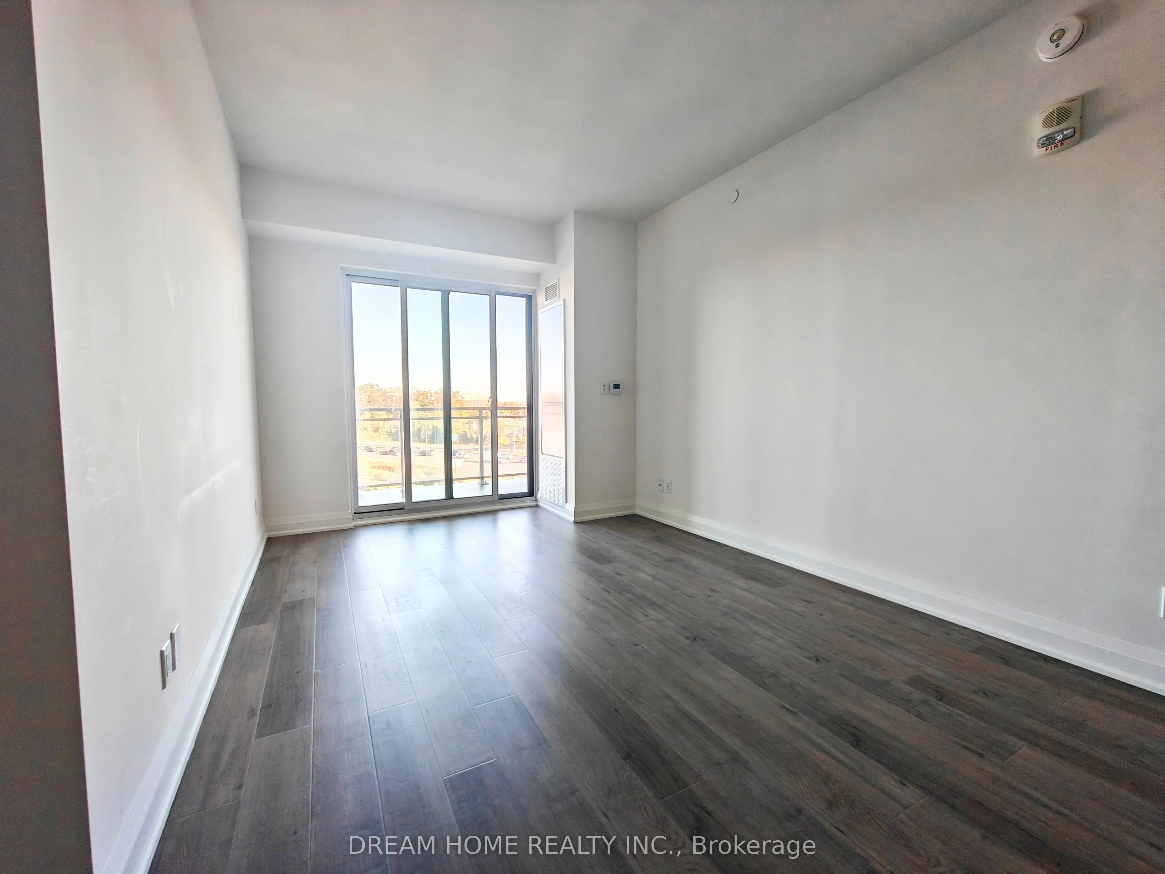 58 Lakeside Terrace, #1008