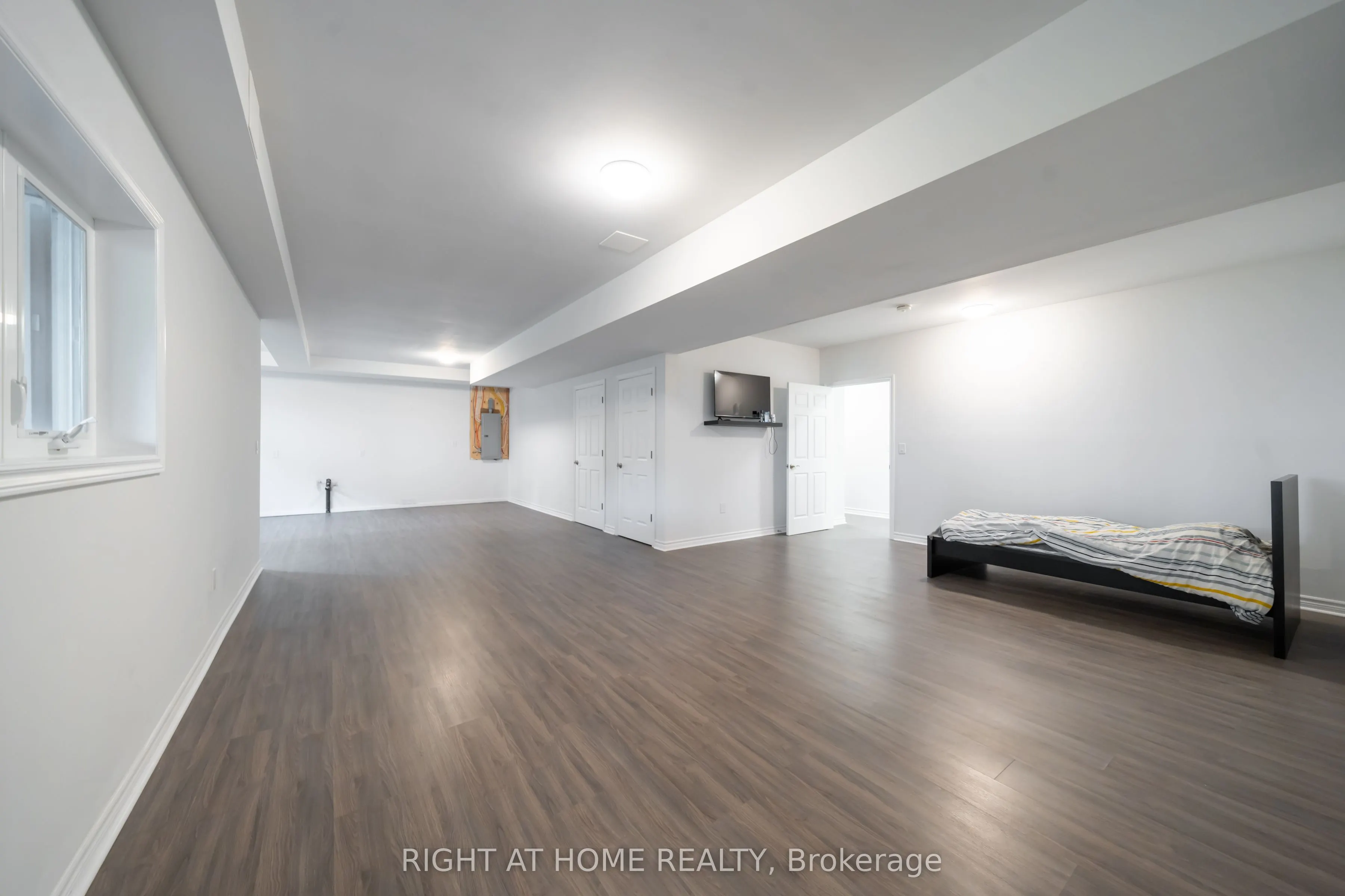 50 Breithaupt Crescent