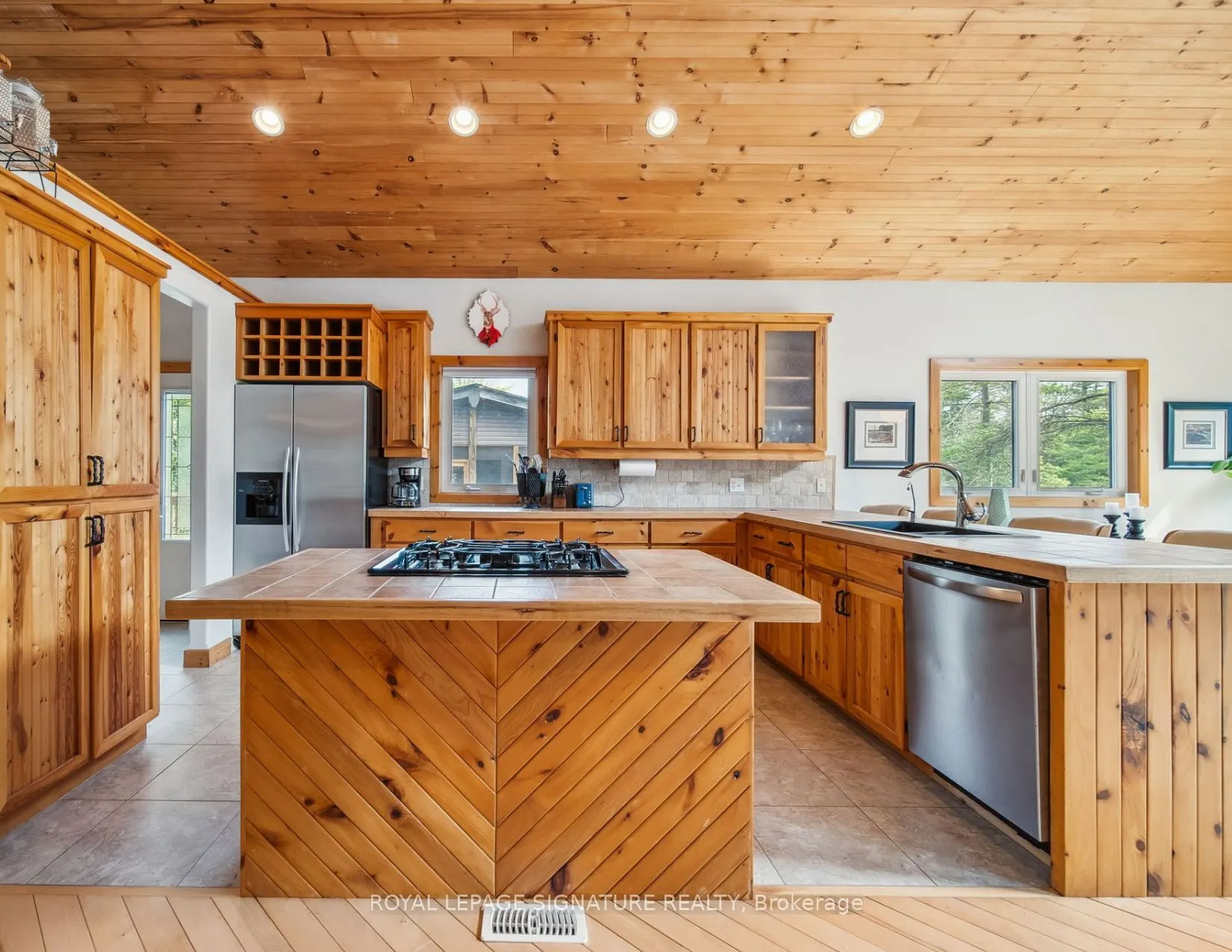 3309 Riverdale Drive