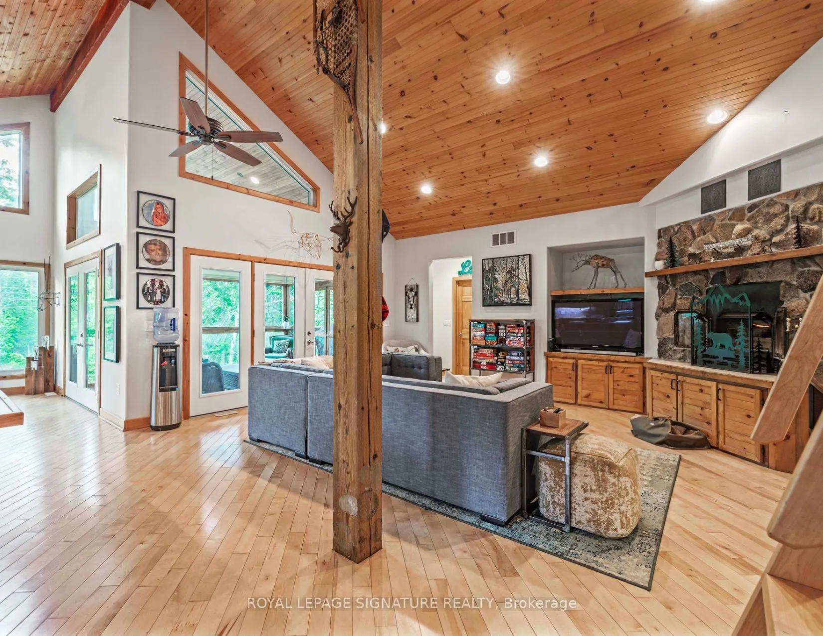 3309 Riverdale Drive