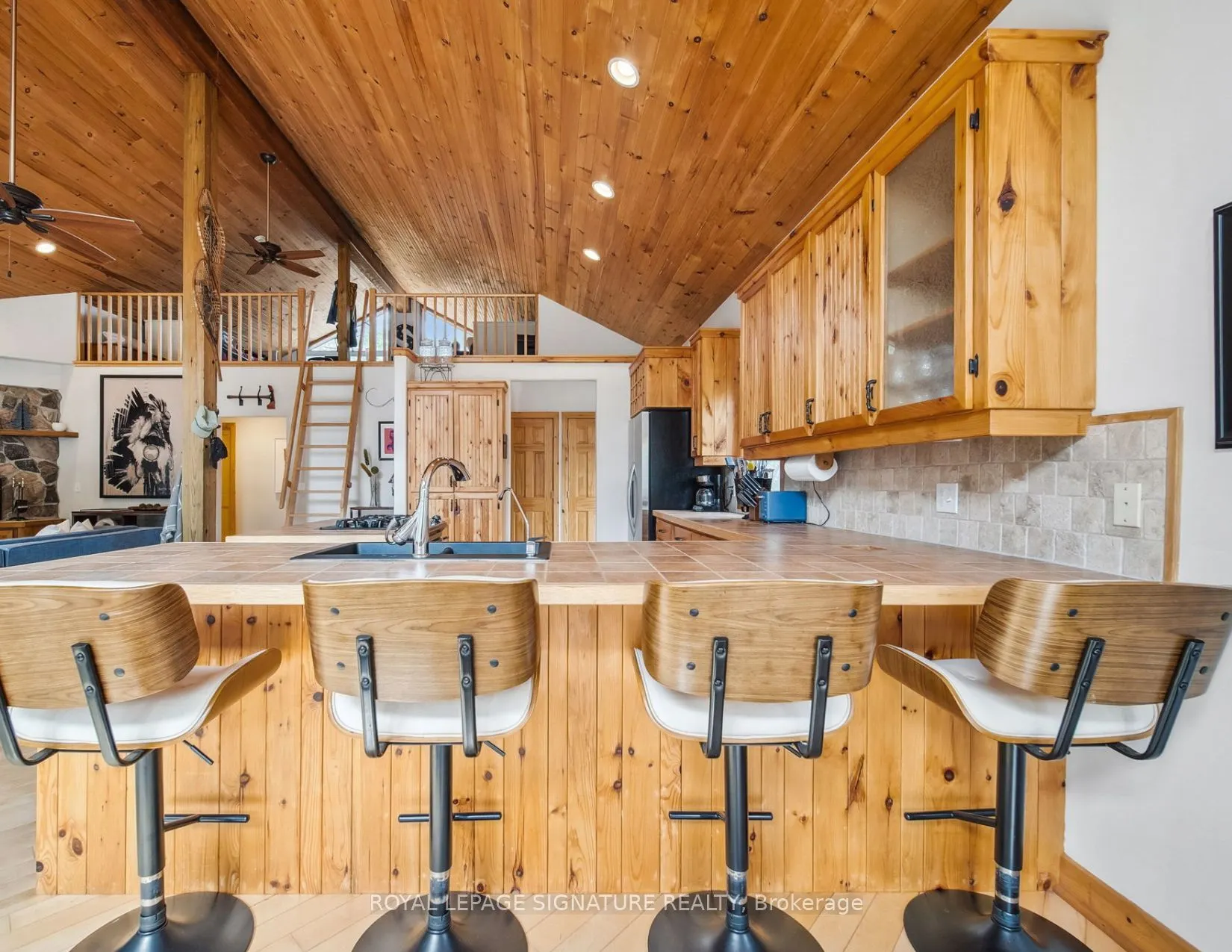 3309 Riverdale Drive