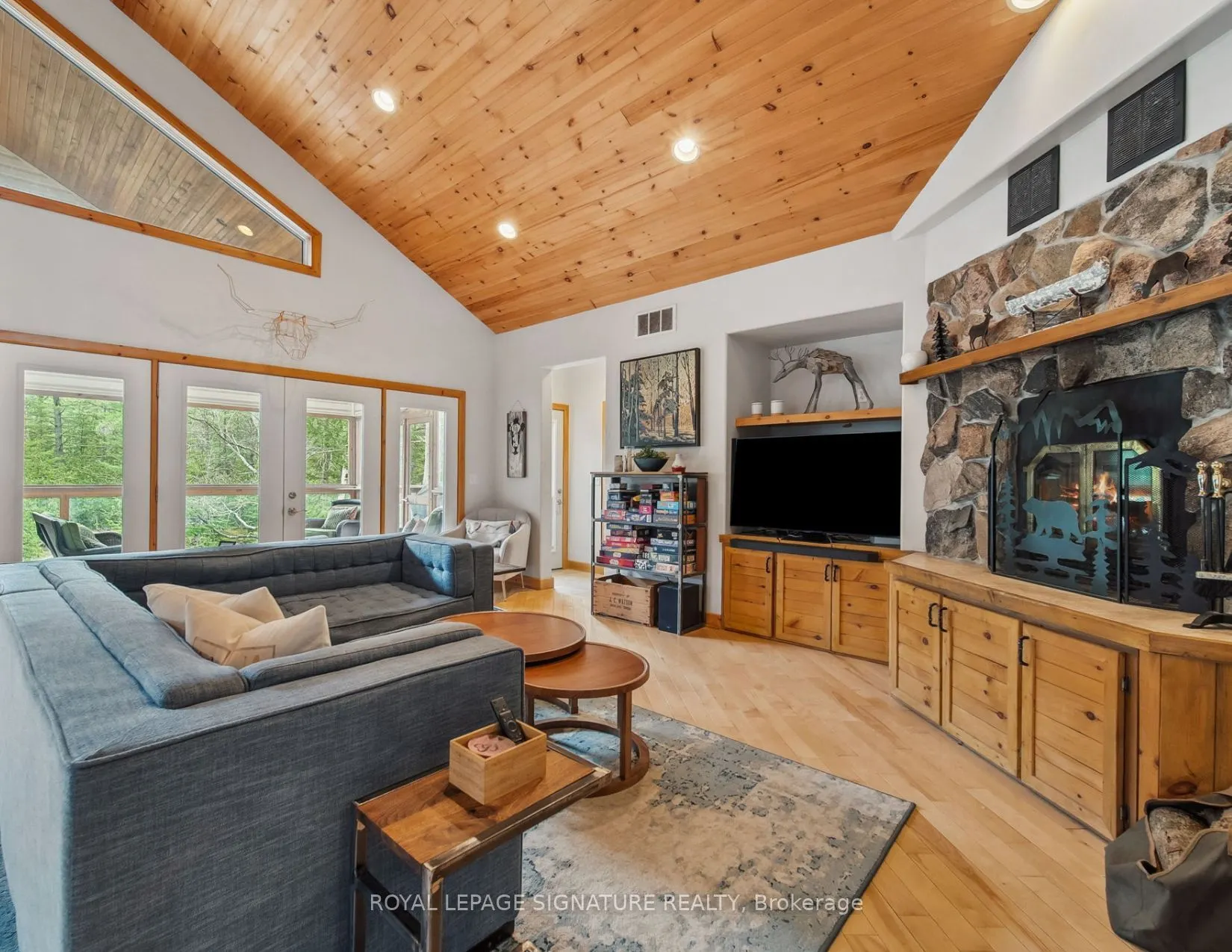 3309 Riverdale Drive