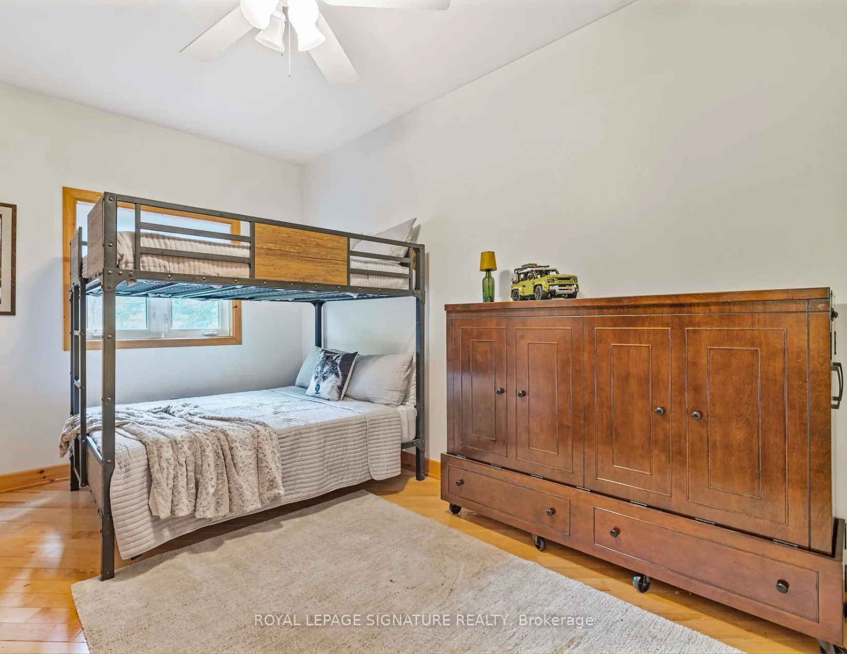 3309 Riverdale Drive