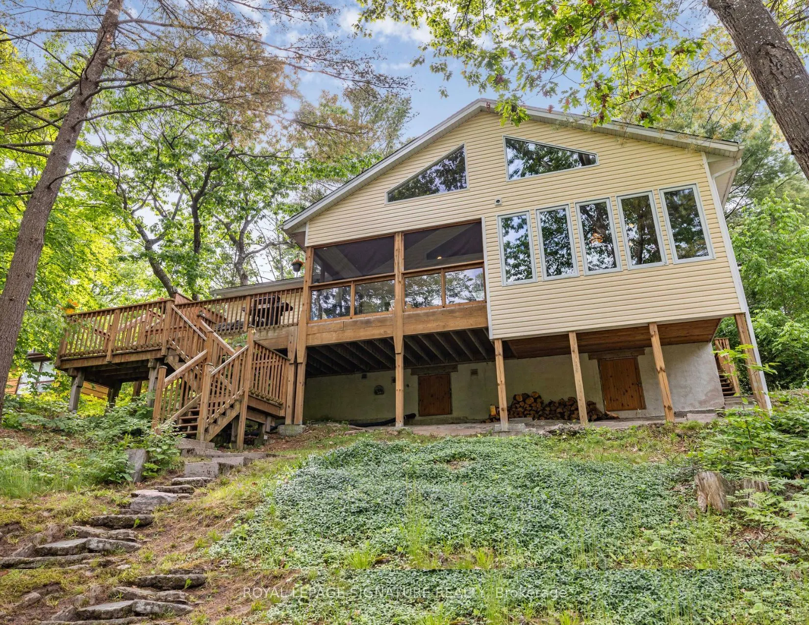 3309 Riverdale Drive