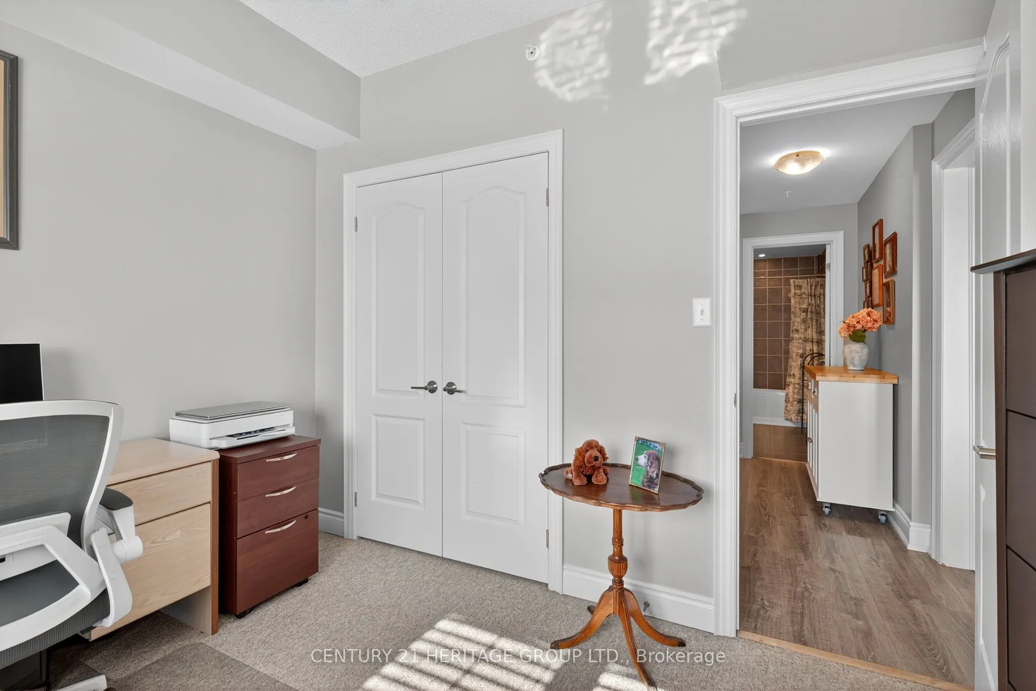 40 Ferndale Drive S, #206