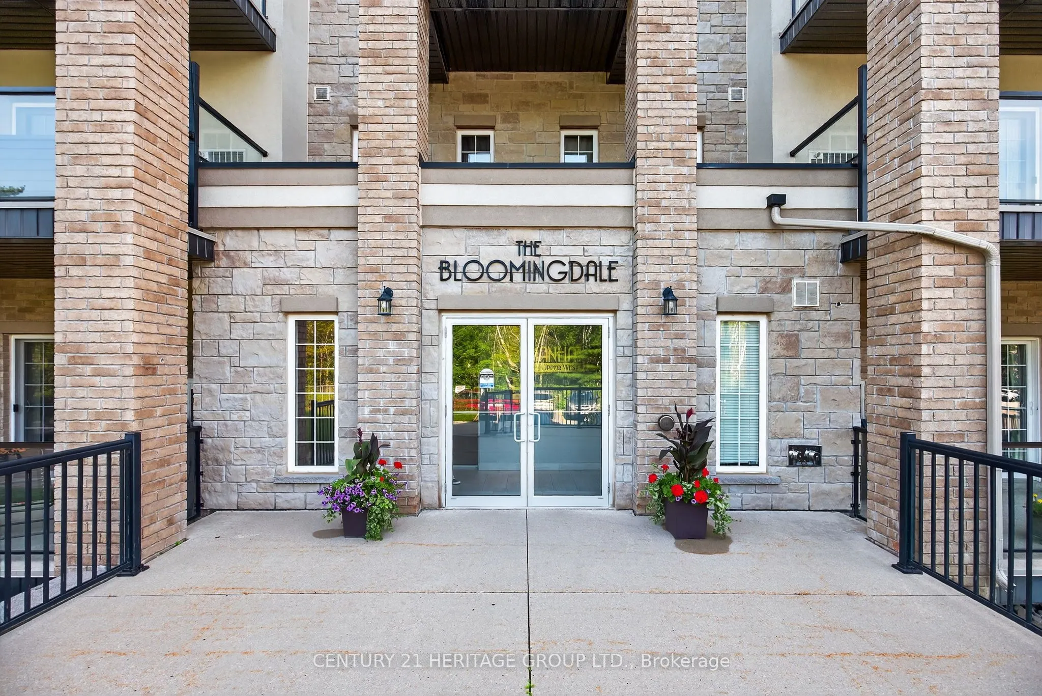 40 Ferndale Drive S, #206