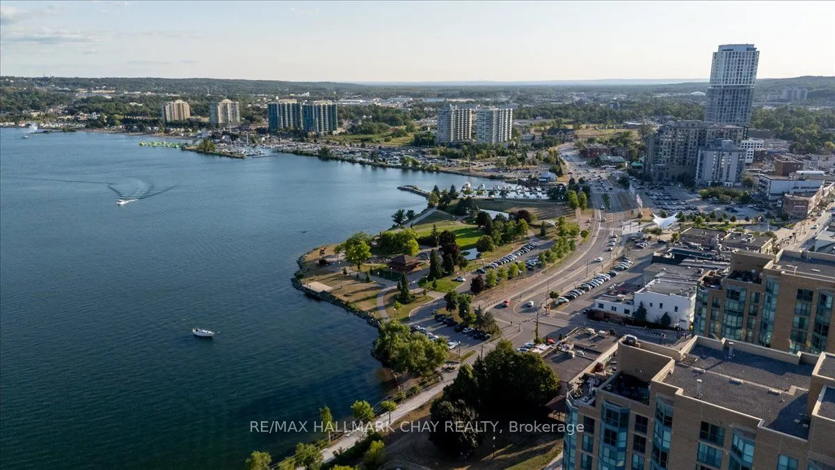 150 Dunlop Street E, #304