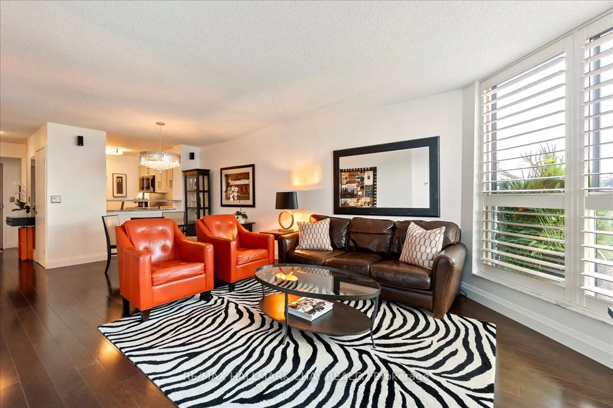 150 Dunlop Street E, #304