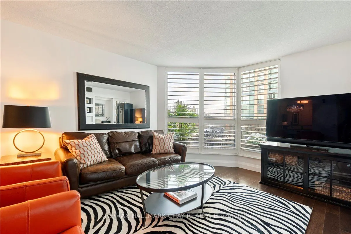 150 Dunlop Street E, #304