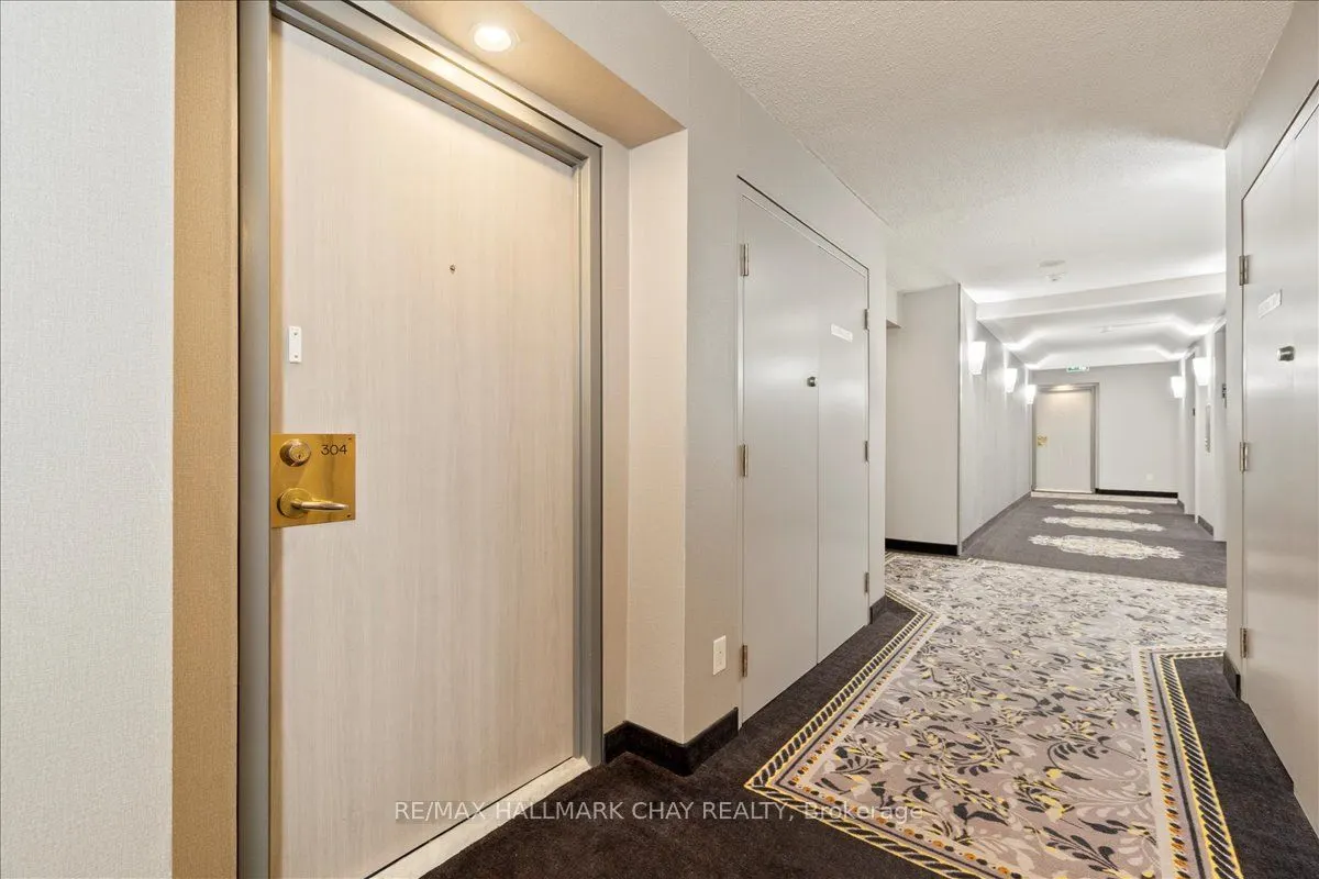 150 Dunlop Street E, #304