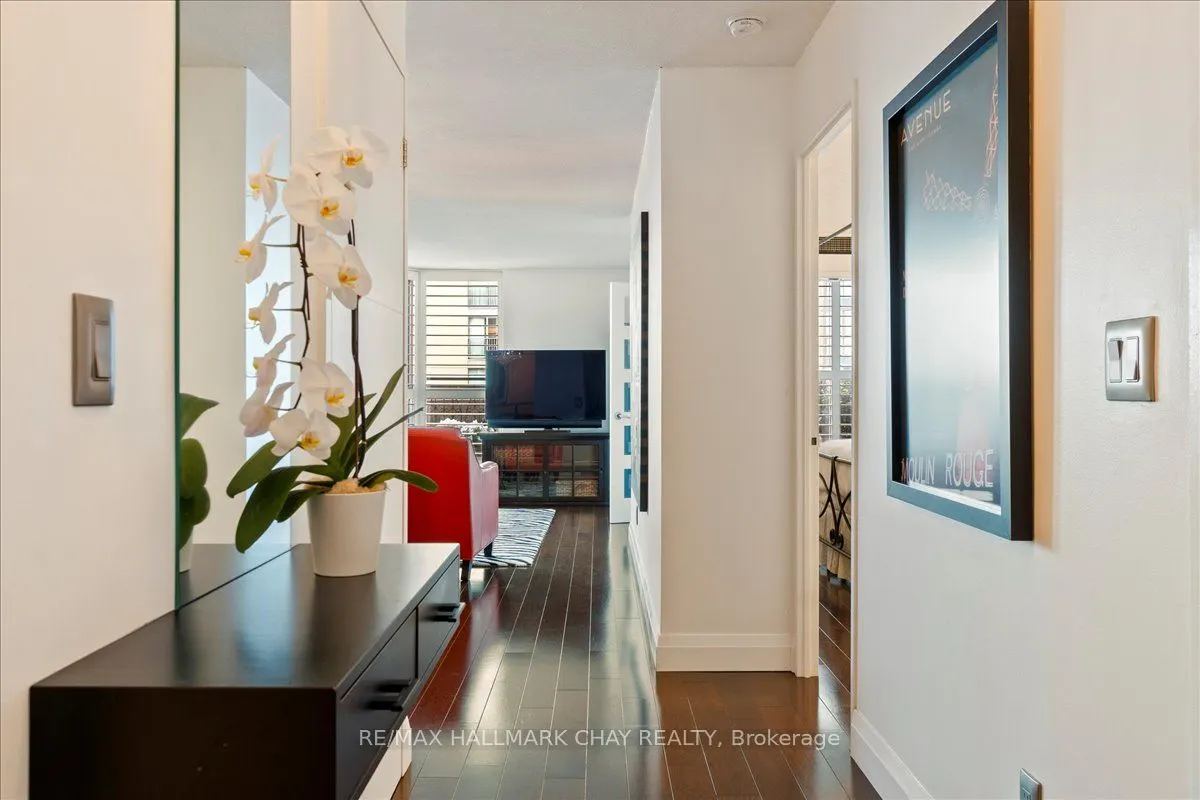 150 Dunlop Street E, #304