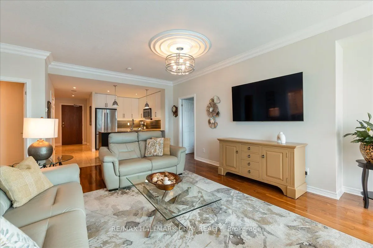 33 Ellen Street, #1108