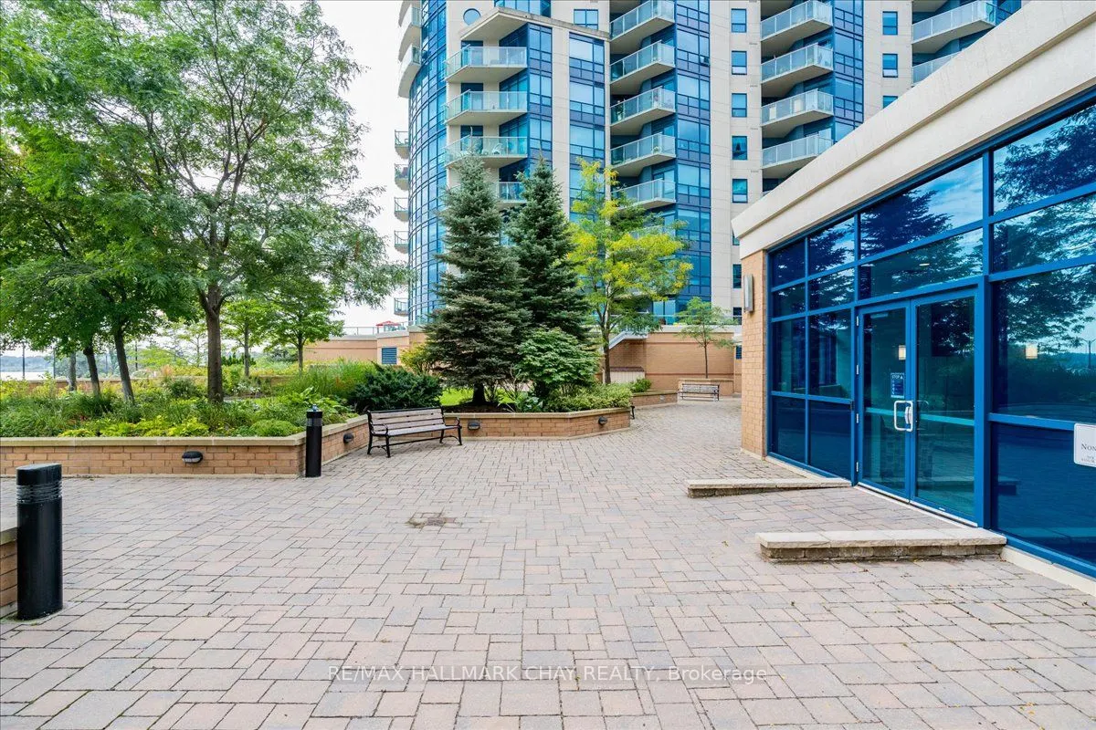 33 Ellen Street, #1108