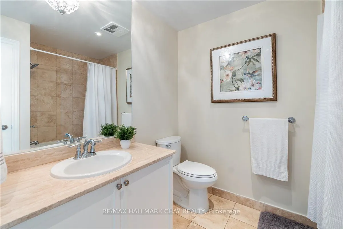 33 Ellen Street, #1108