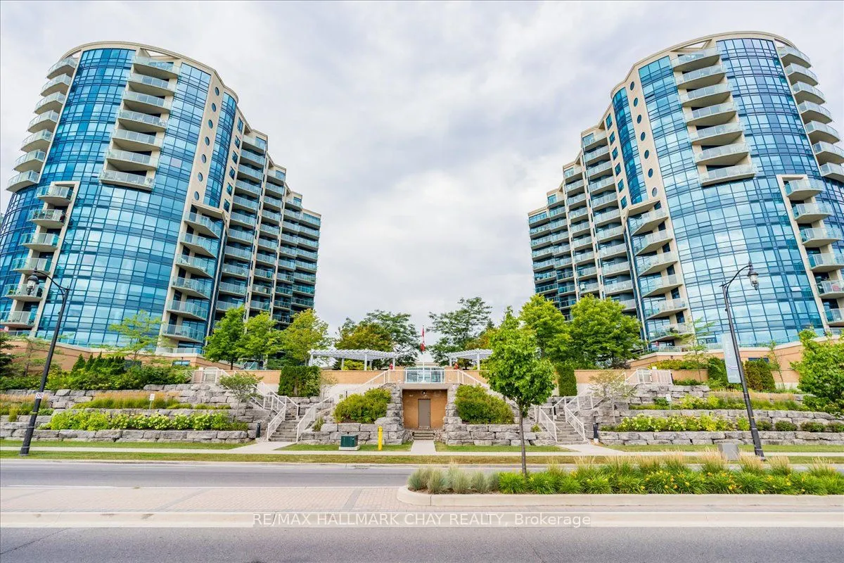 33 Ellen Street, #1108