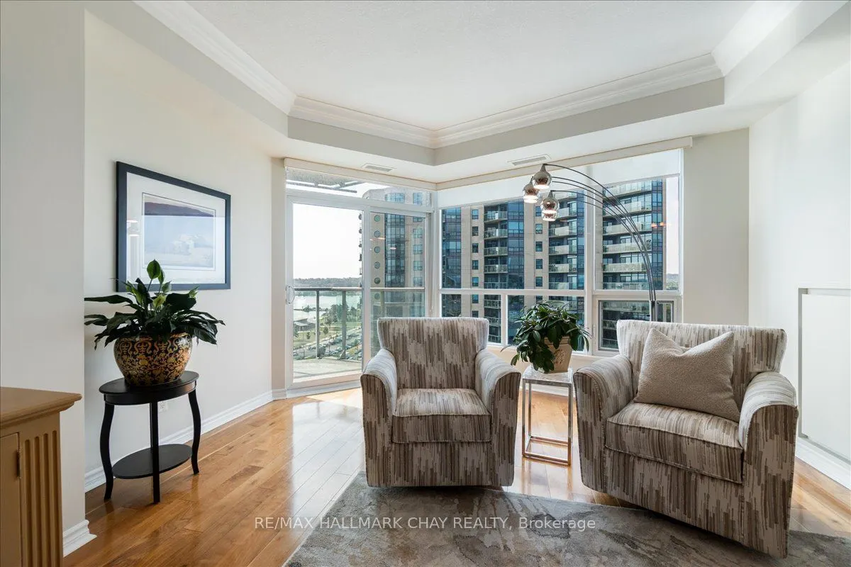 33 Ellen Street, #1108