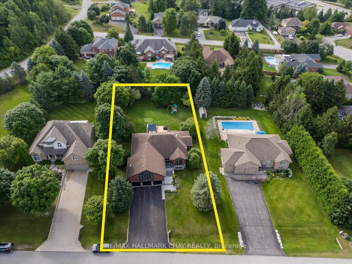 32 Forest Hill Drive