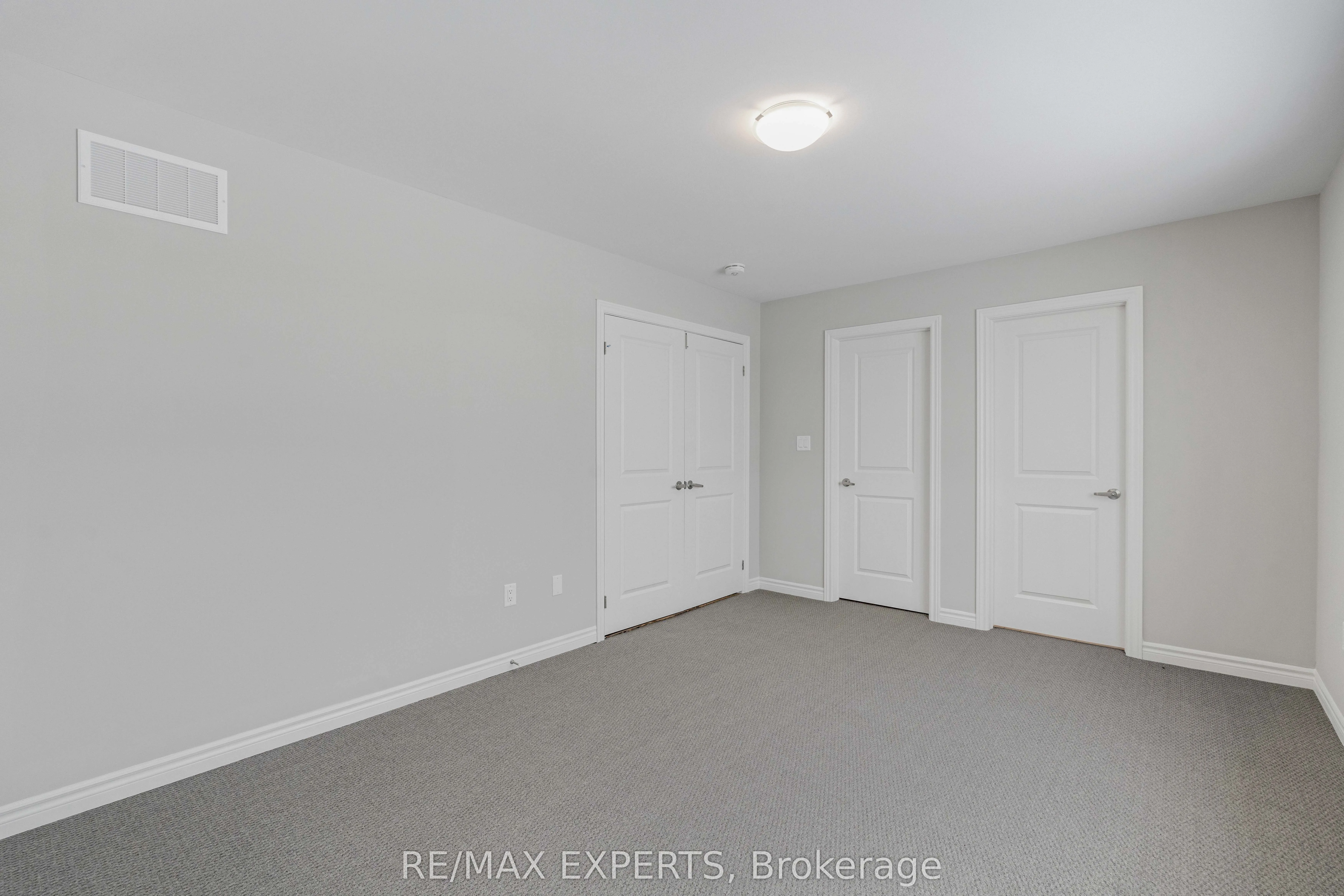 282 Springfield Crescent