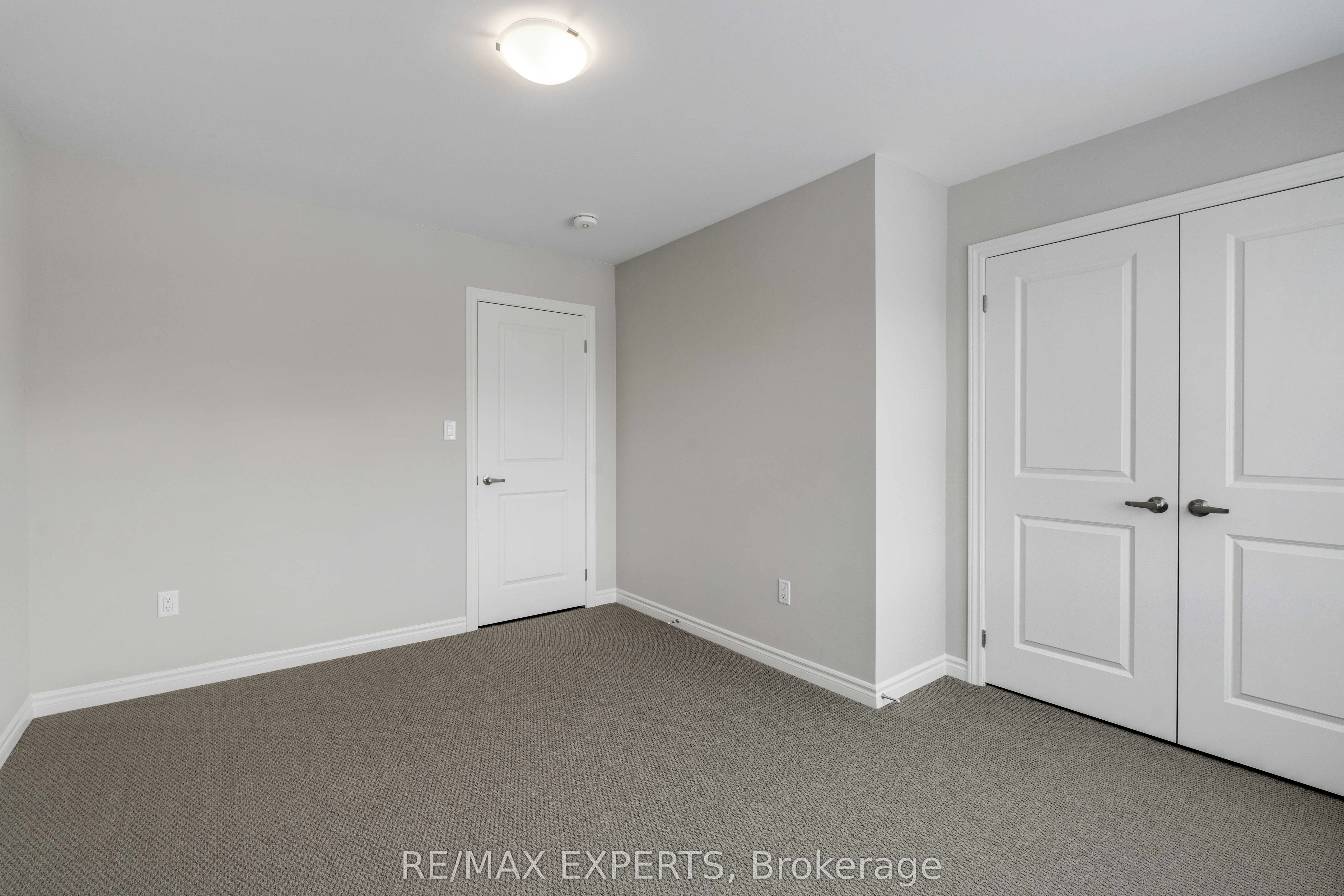 282 Springfield Crescent